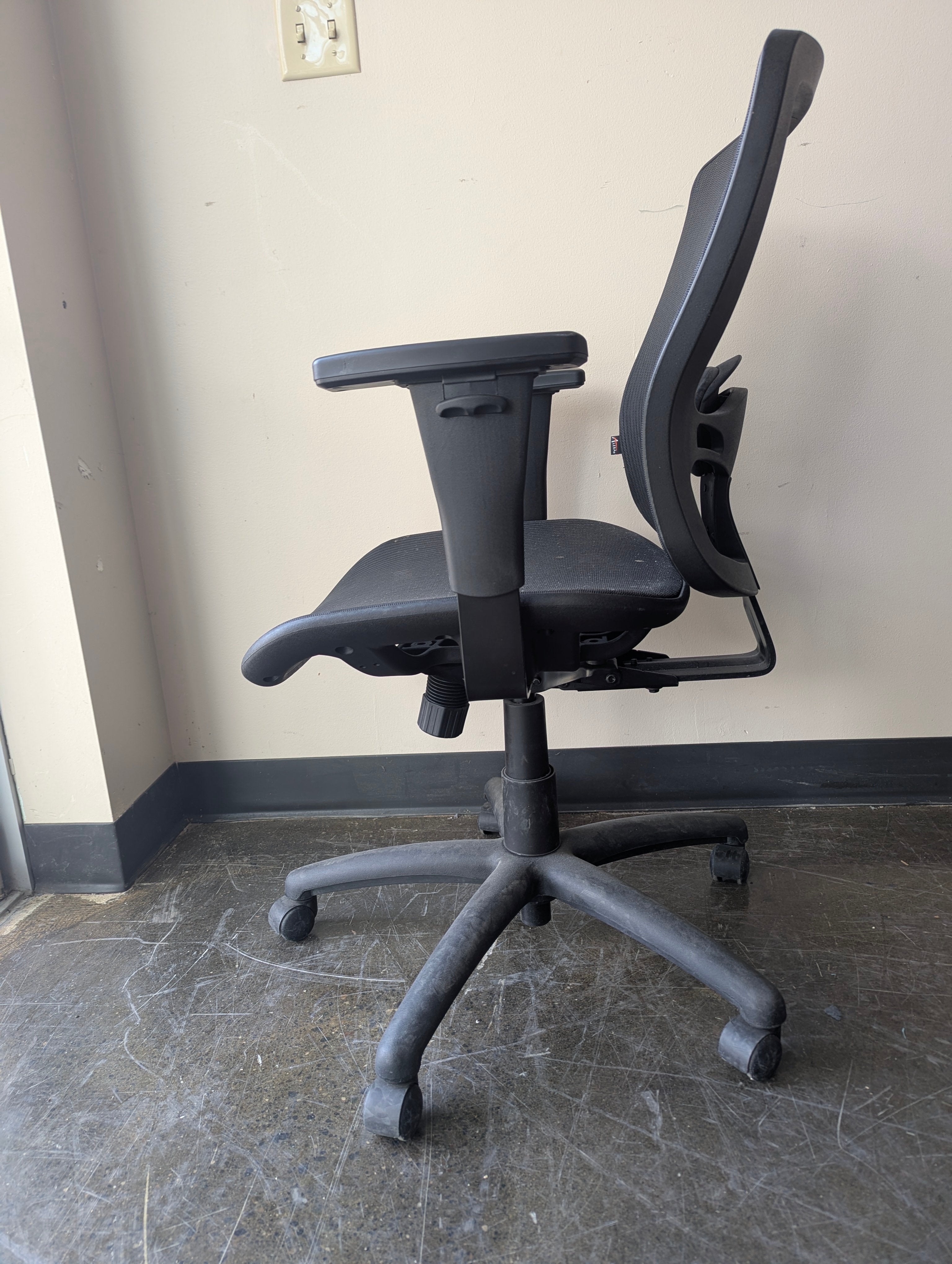Alera Office Chairs With Armrests