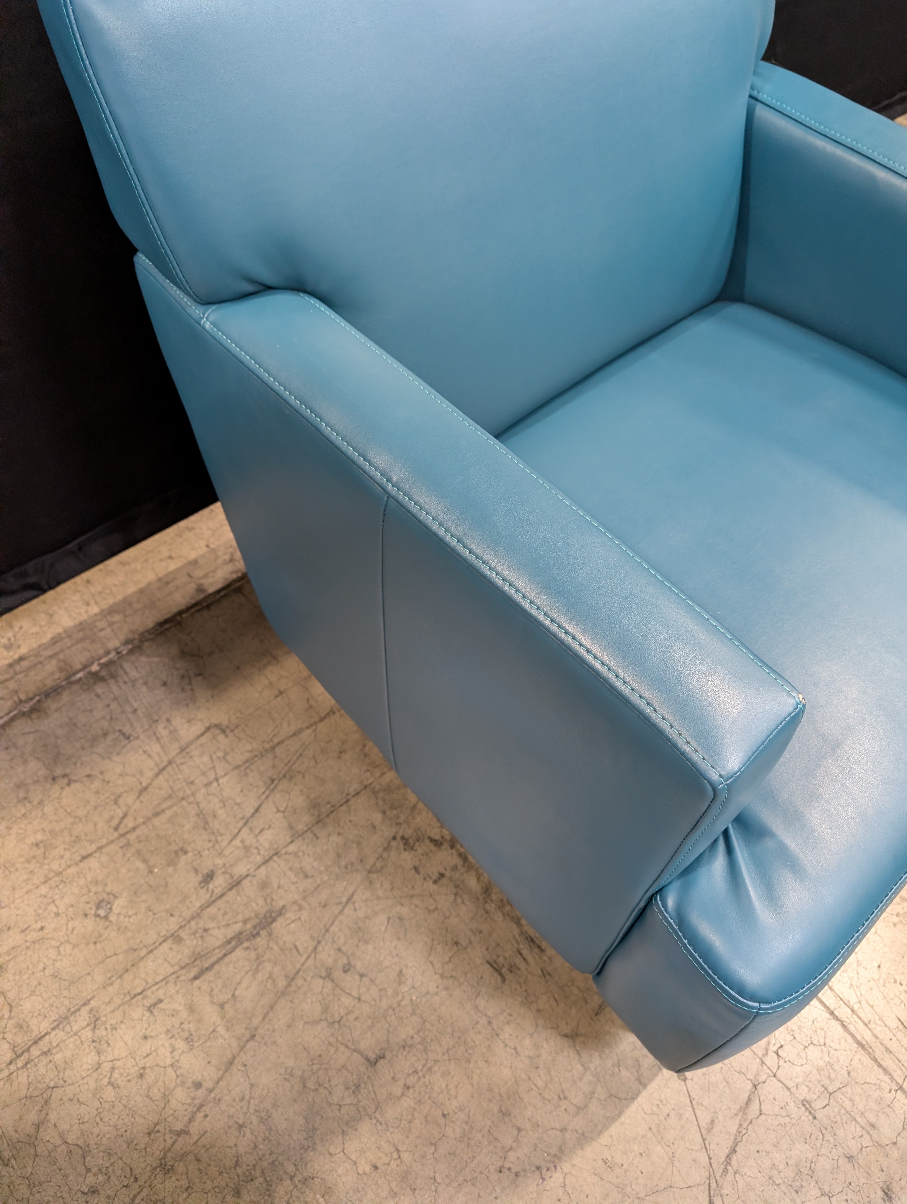 Teal Faux Leather Accent Club Chair