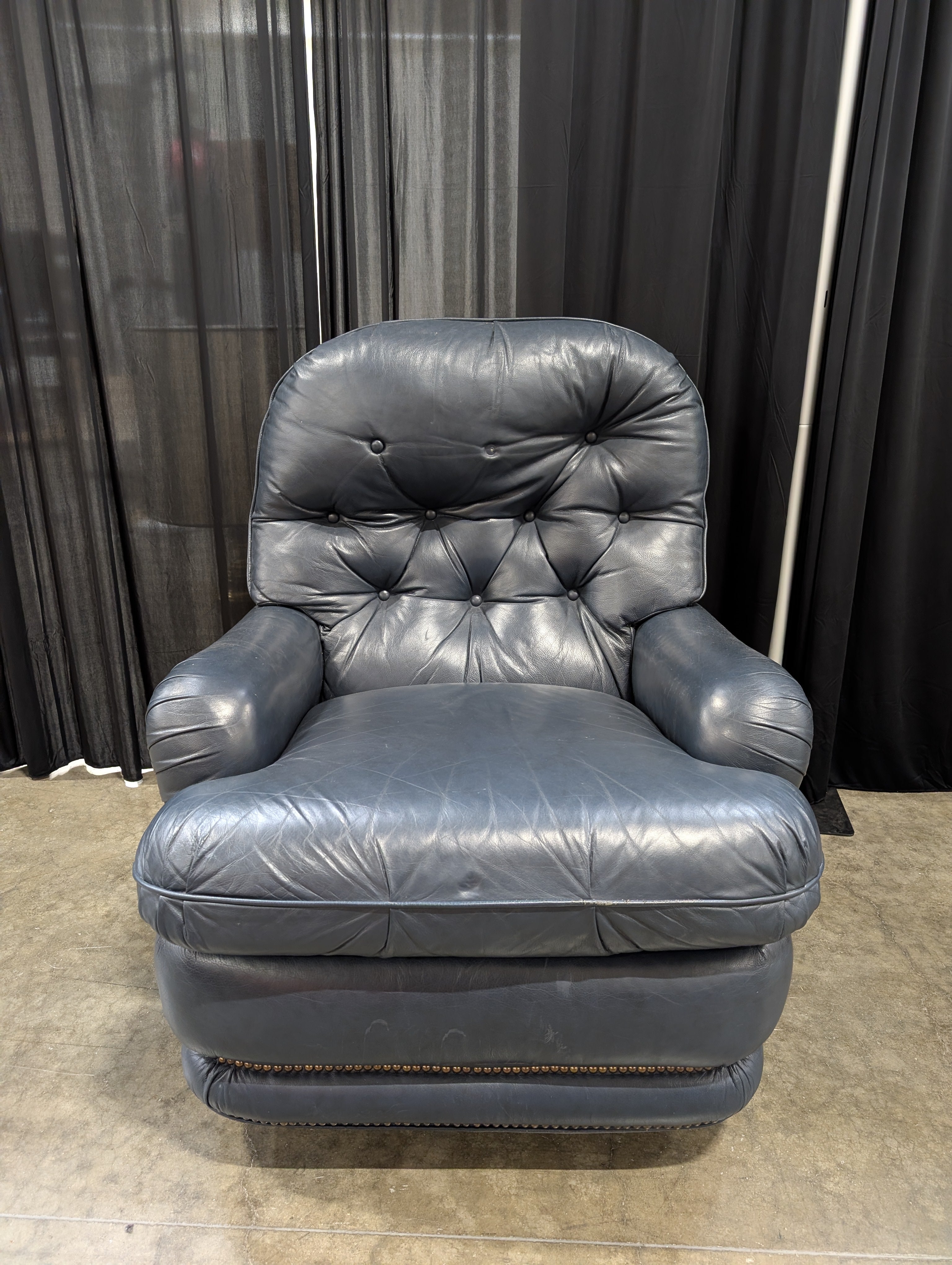 Dark Blue Padded Recliner with Tufted Back