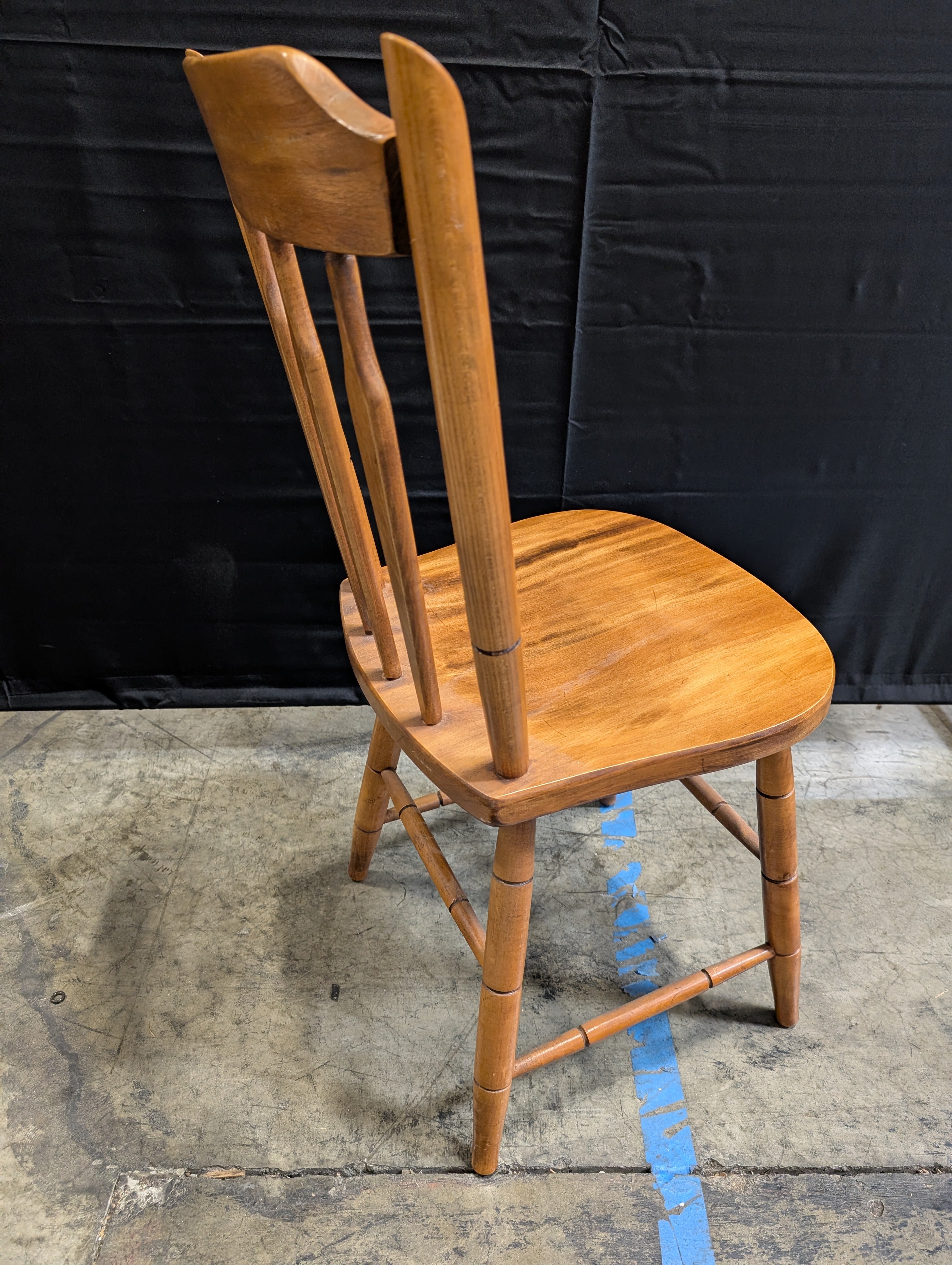 Classic Wooden Windsor Style Dining Chair