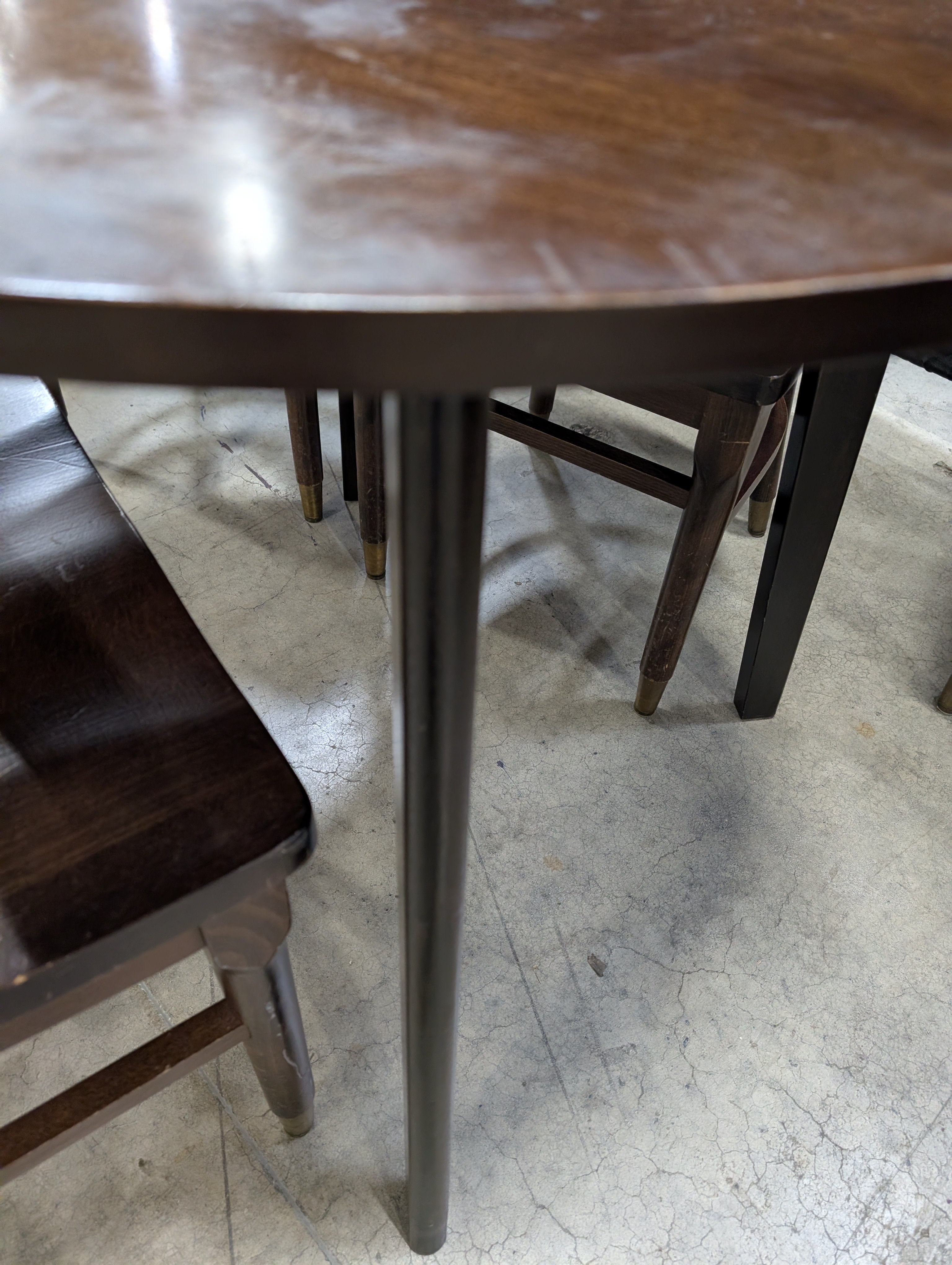 Dark Wood Round Dining Table with Four Curved Back Chairs