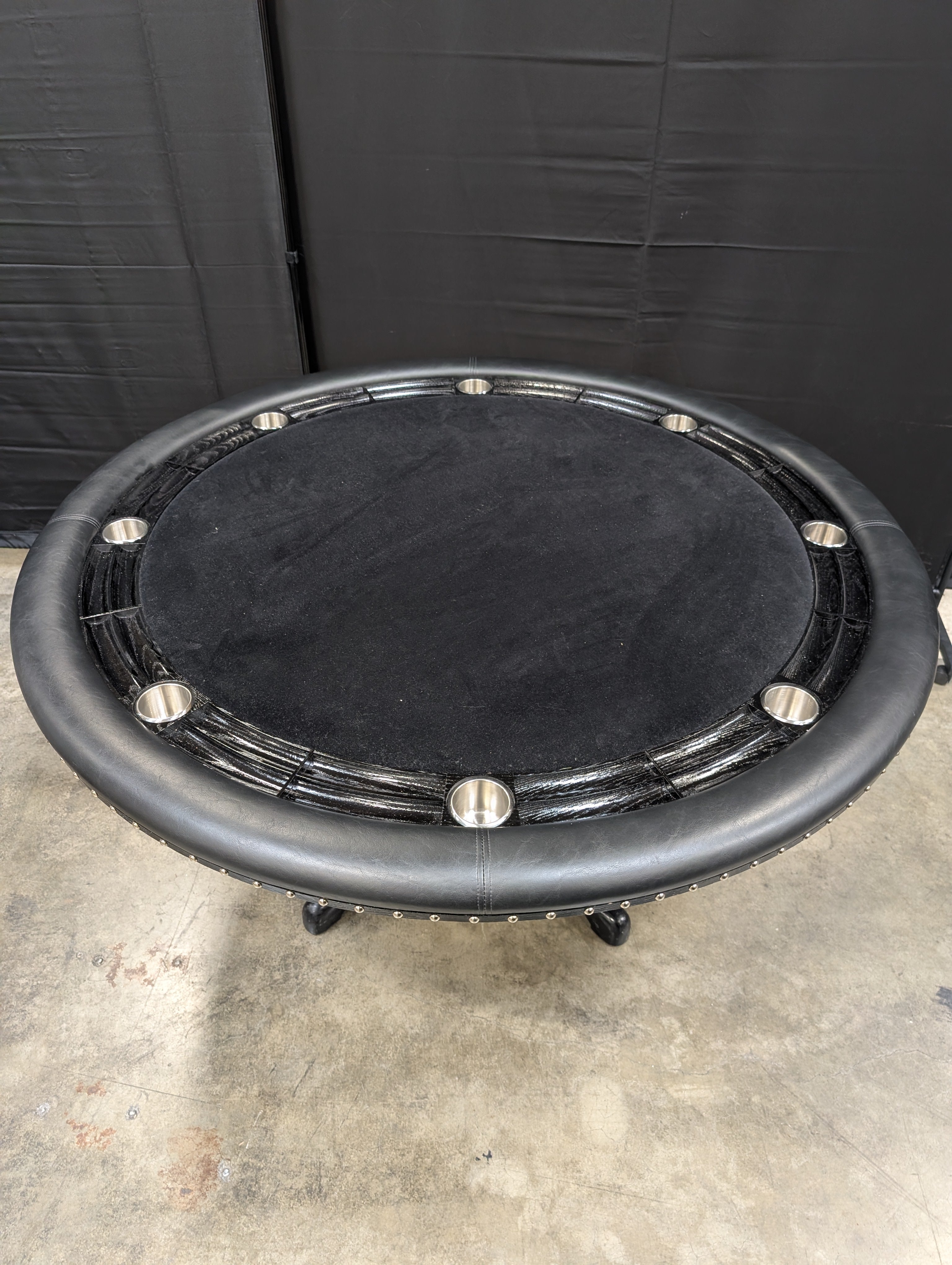 Round Black Pedestal Poker Table with Cup Holders