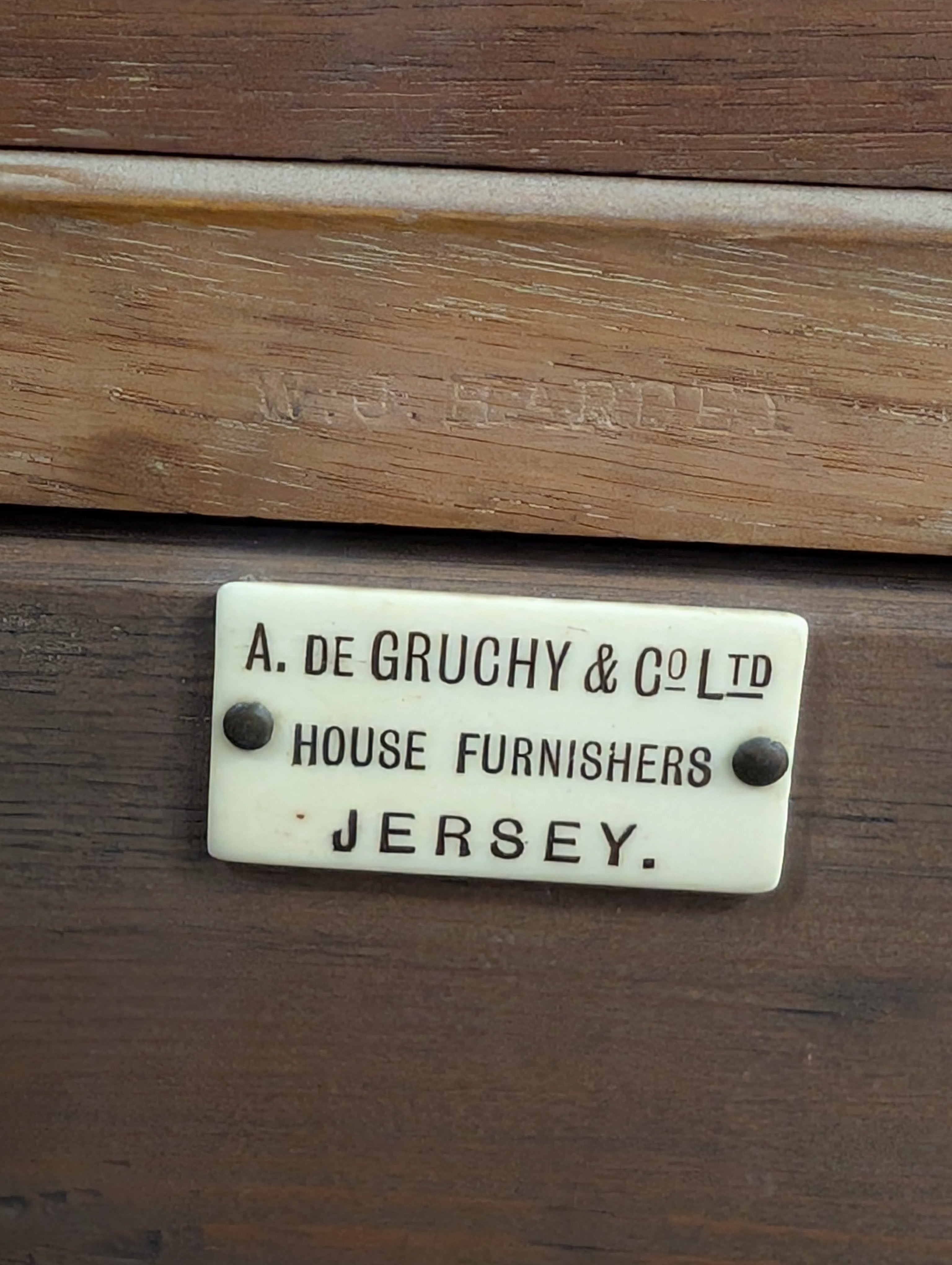 A. De Gruchy & Co. Ltd Old Victorian Washstand