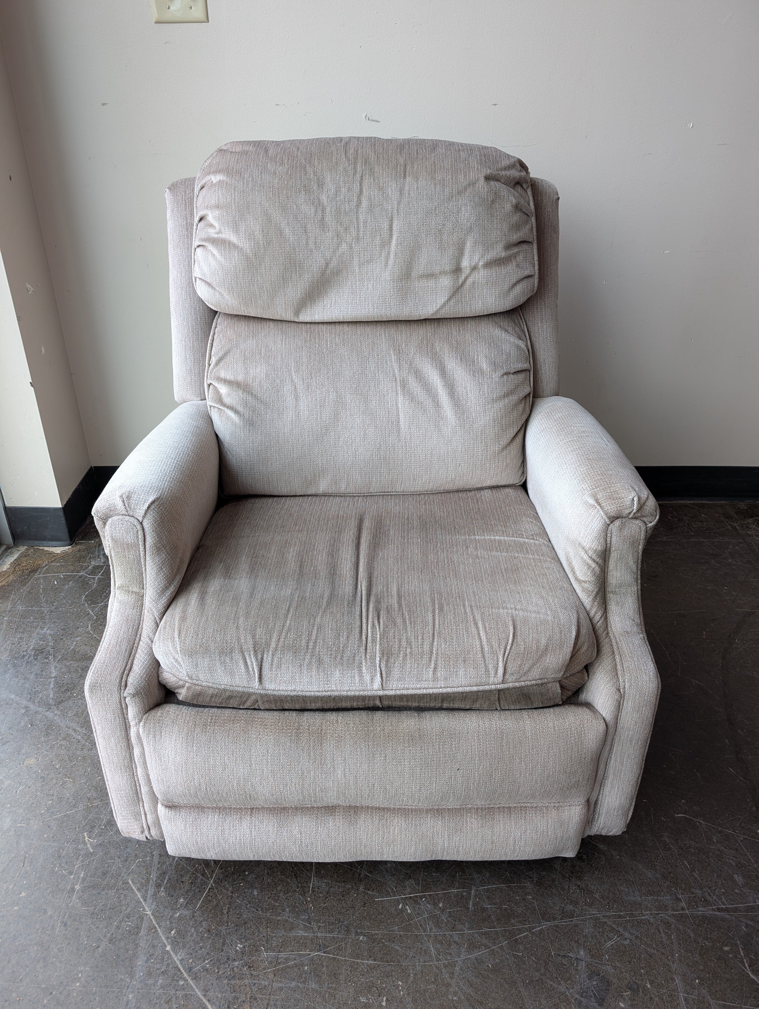 KROEHLER Classic Upholstered Recliner Chair