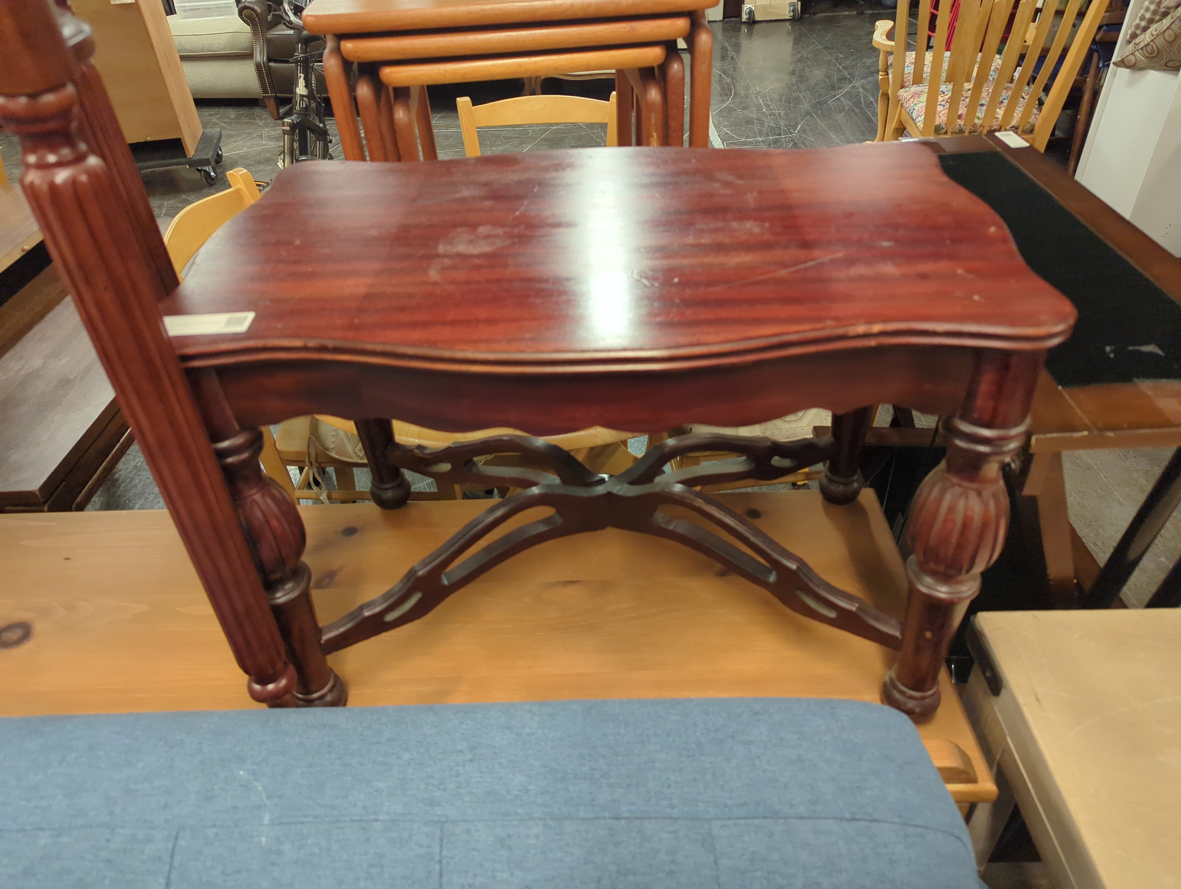 Small Side / Coffee Table