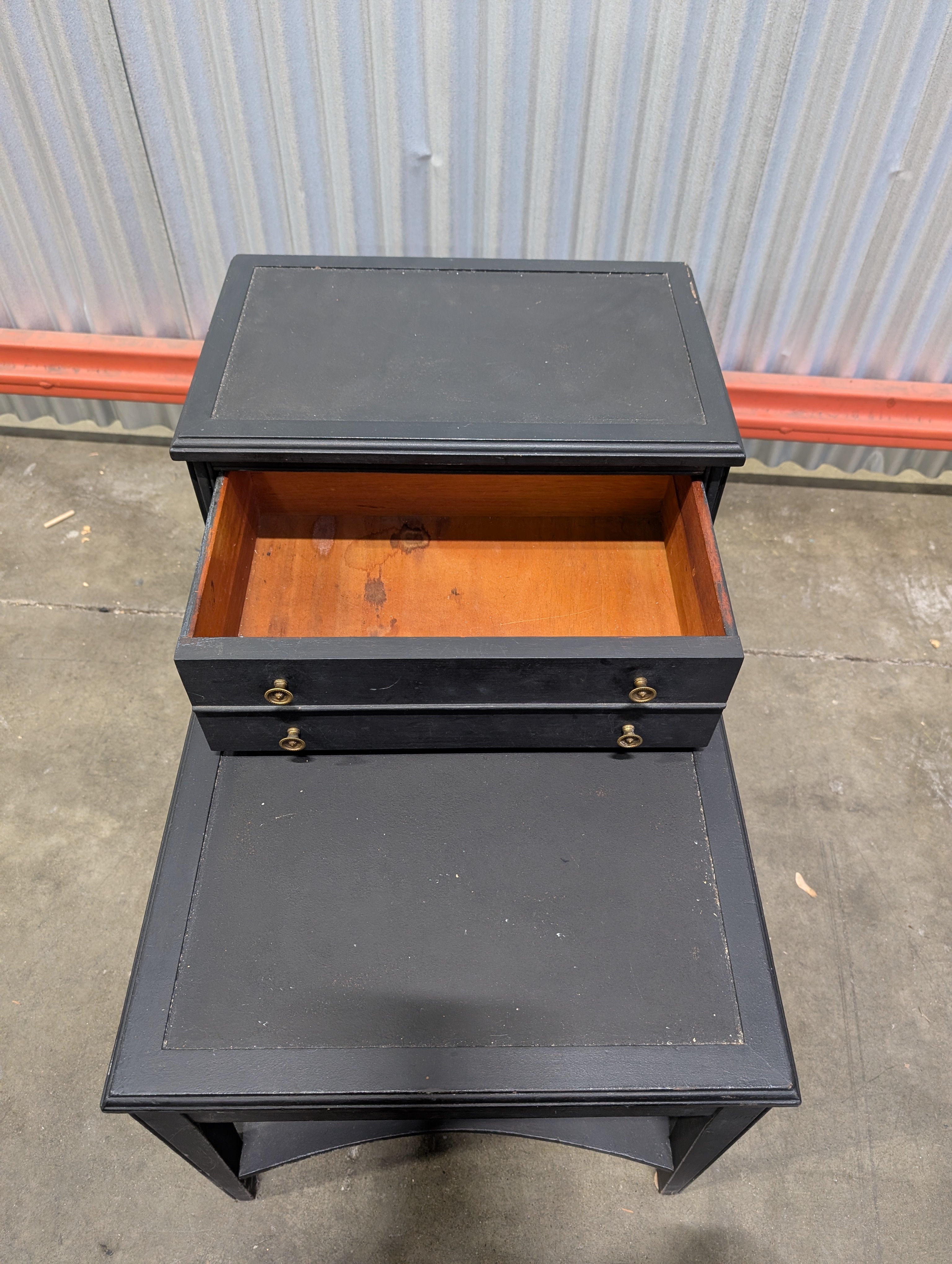 Stylish Grey End Table with Glass Top