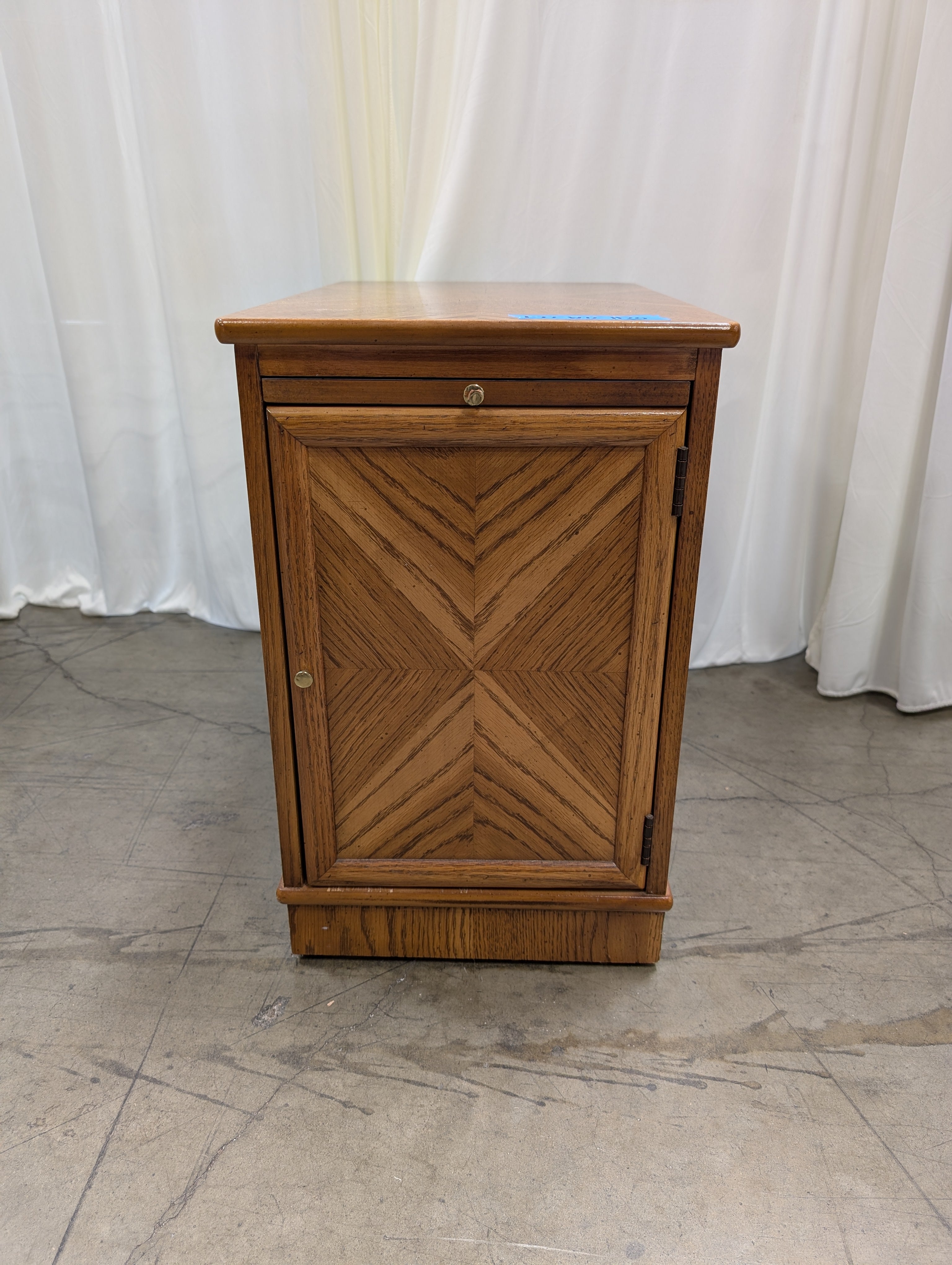 Brown Hardwood End Table with Magazine Rack