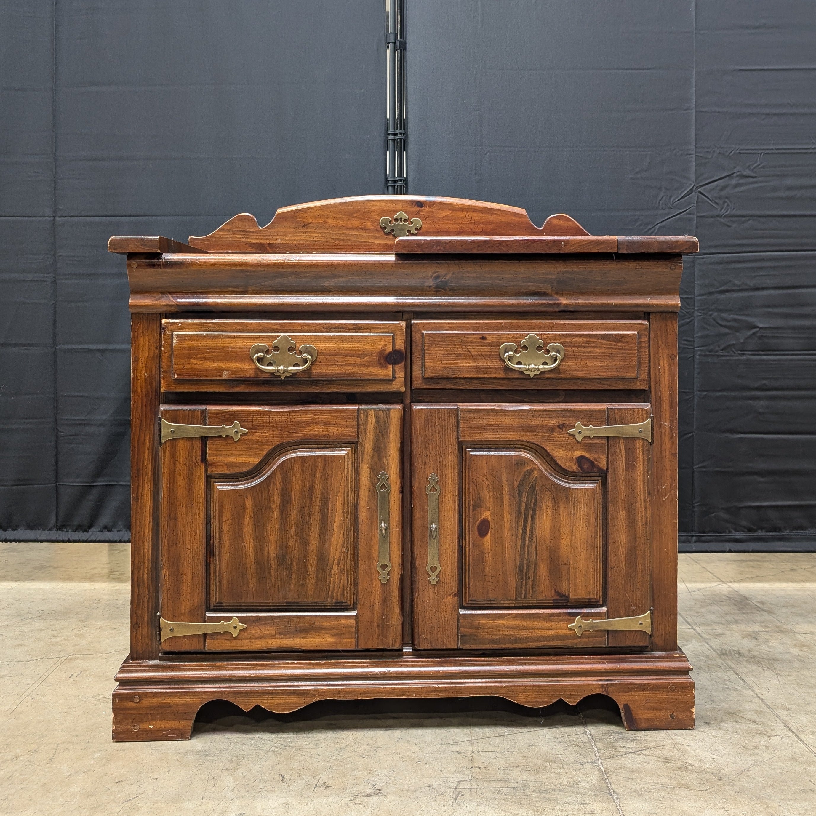 Rustic Pine Washstand Cabinet with Brass-Toned Hardware