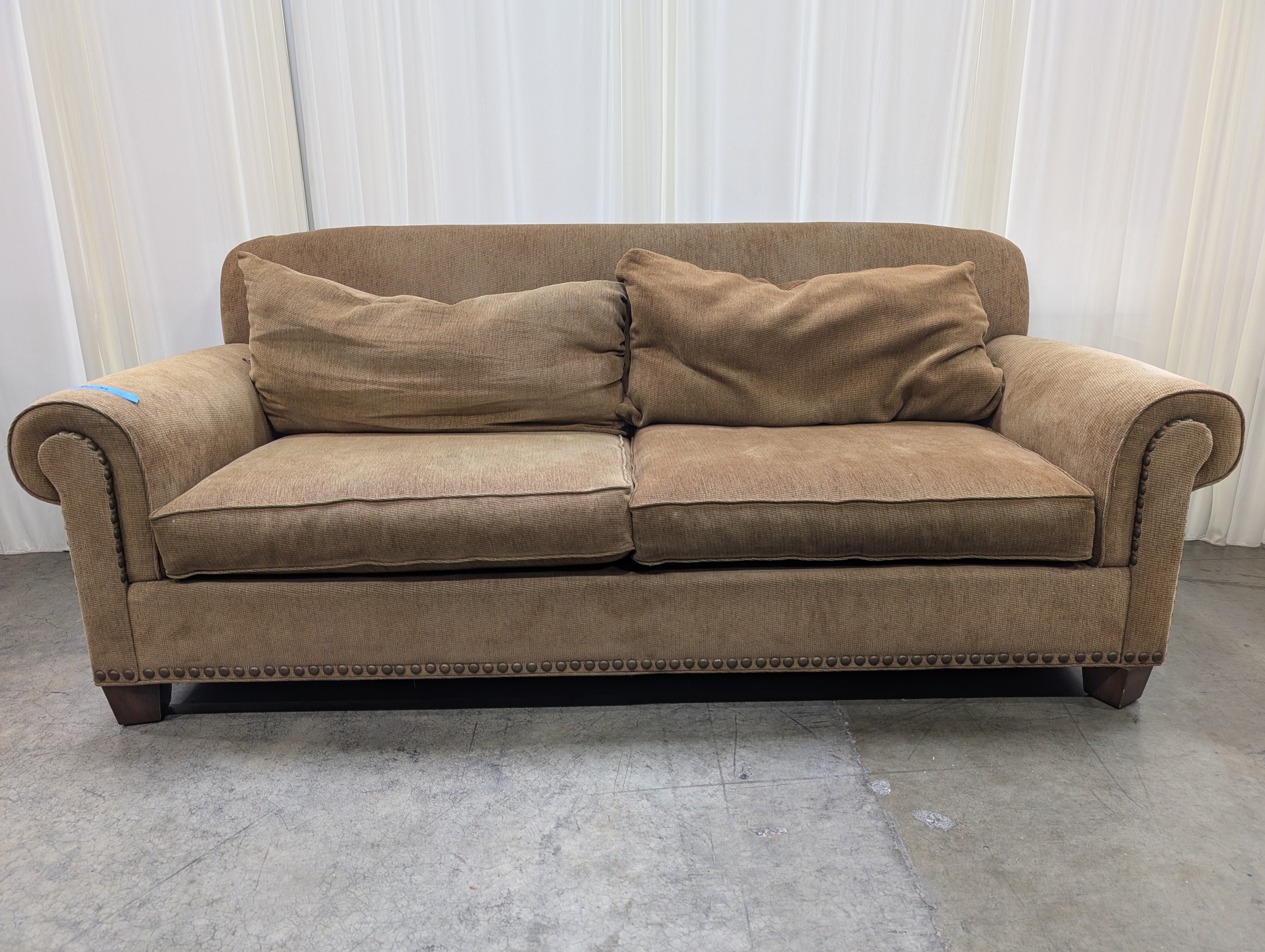 Northwalk Tan Textured Fabric Rolled Arm Couch