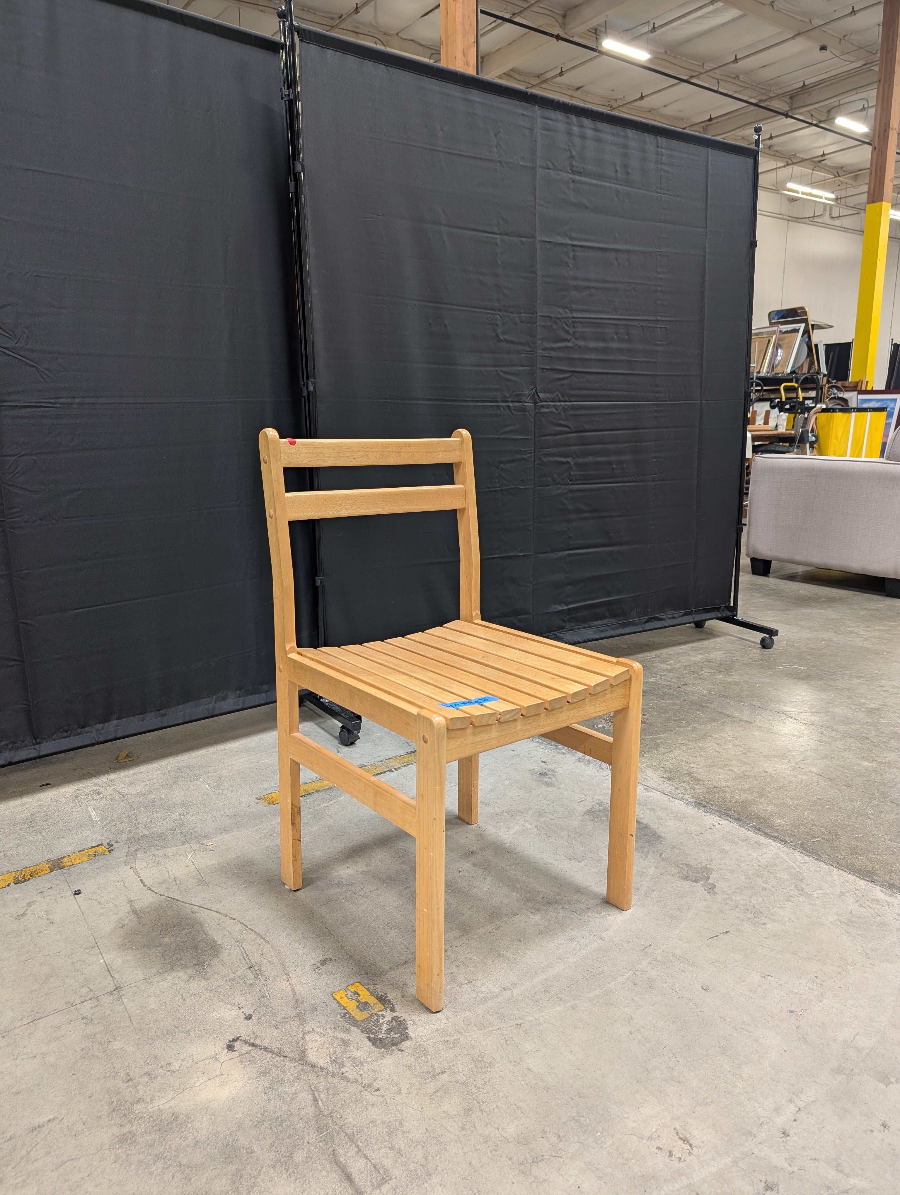 Slatted Seat Dining Chair in Light Wood
