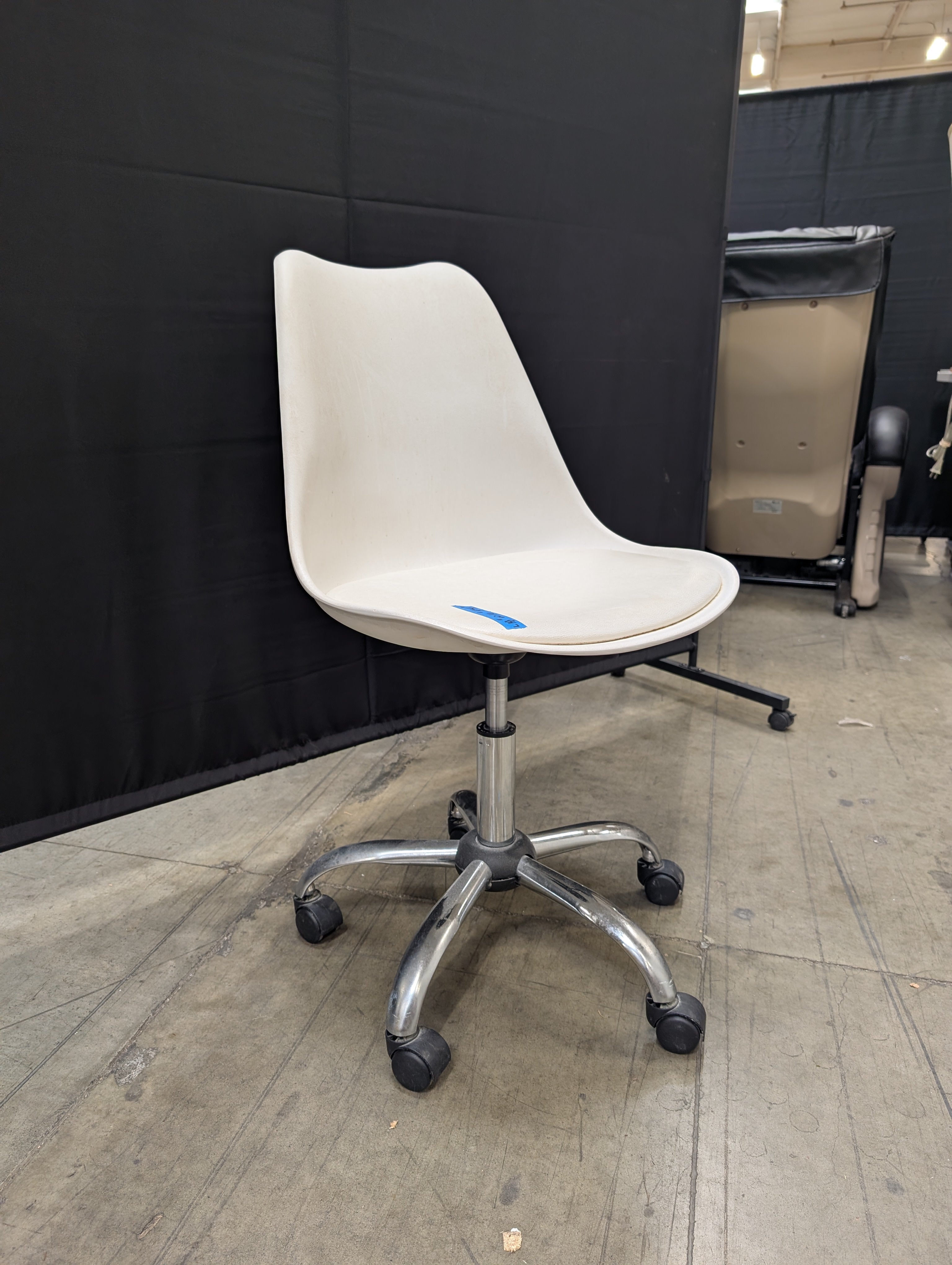 Modern White Swivel Desk Chair with Chrome Base