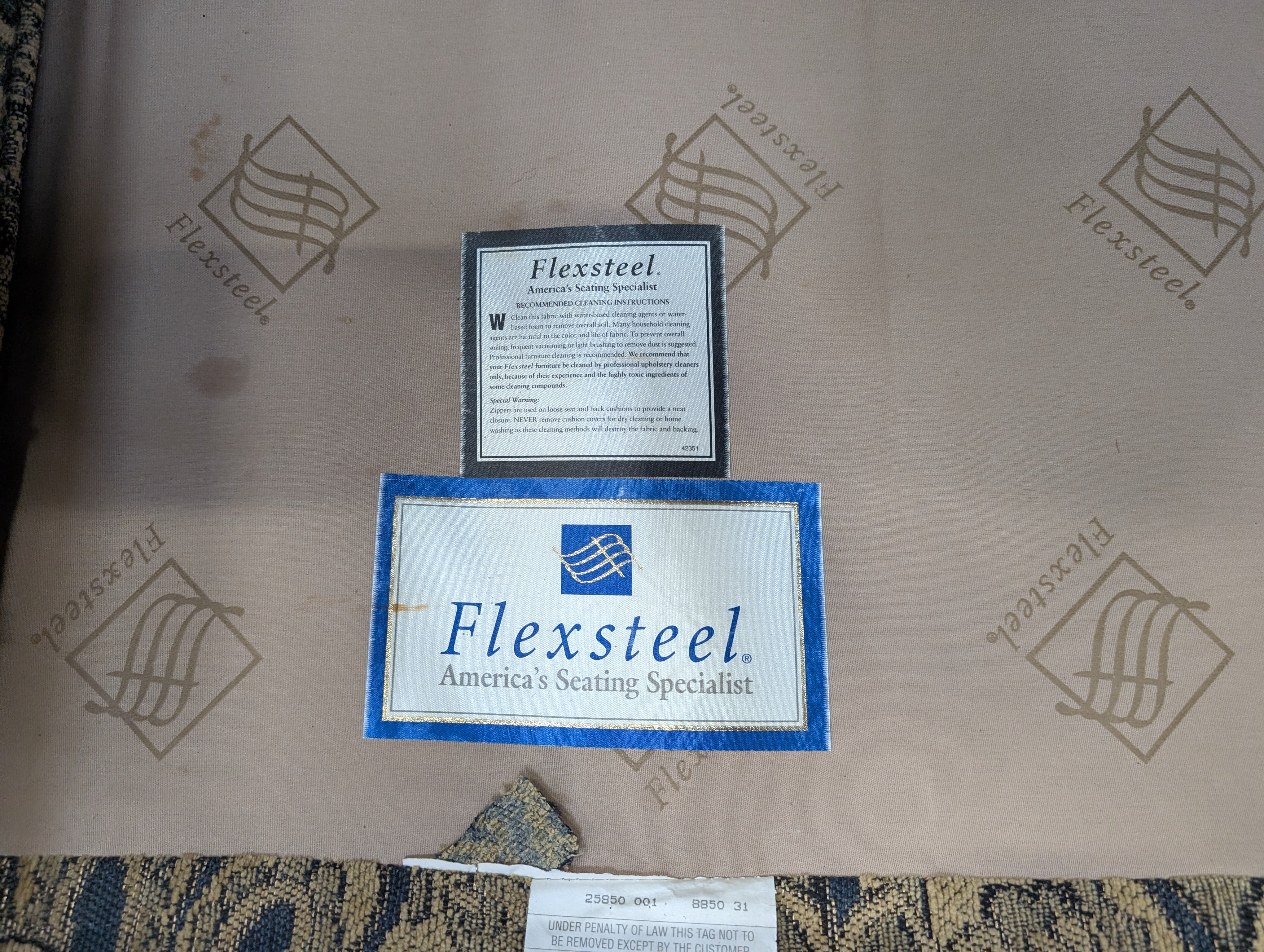 Flexsteel Ornate Damask Pattern Sofa