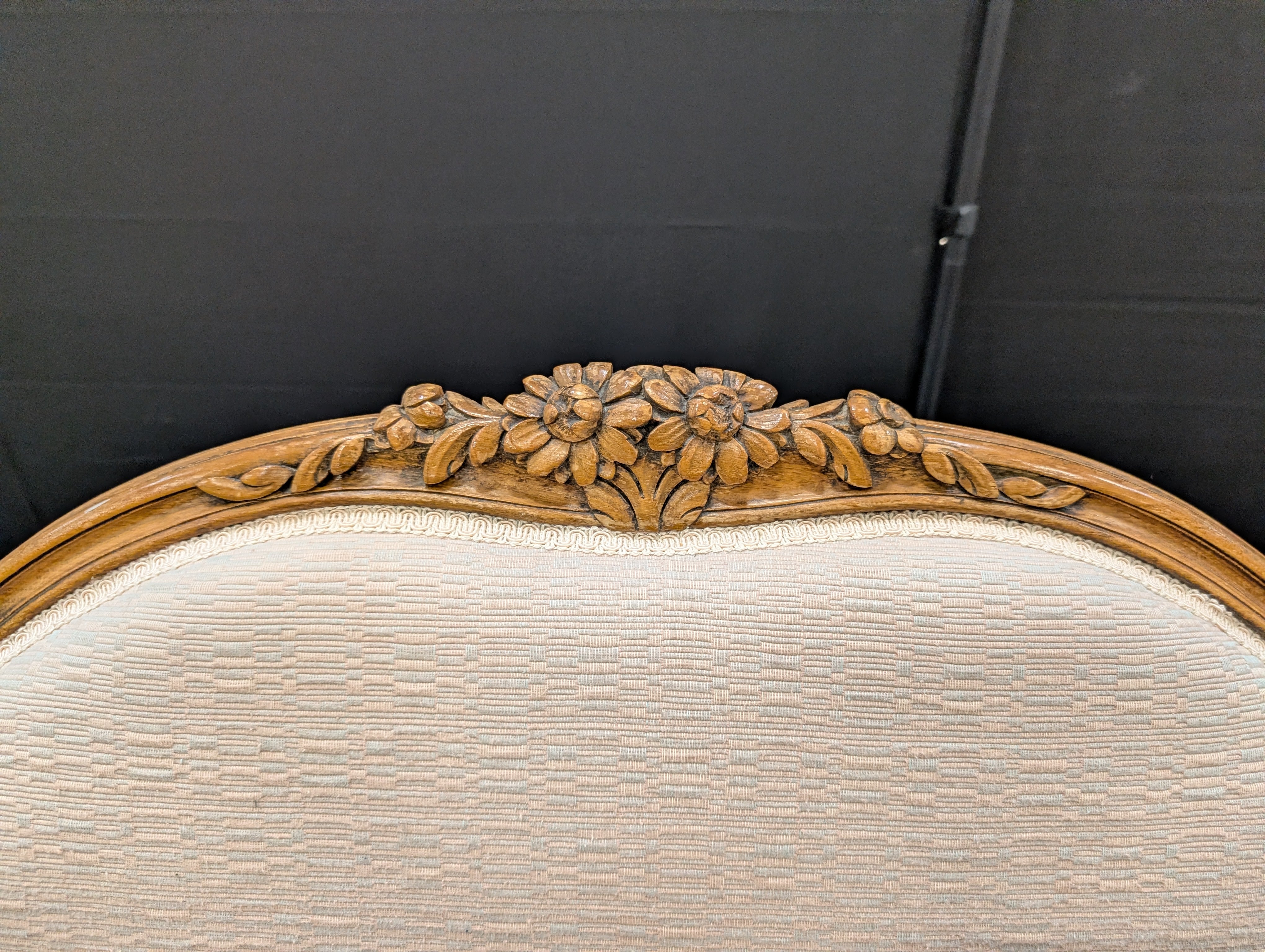 Ornate French Provincial Carved Wood Settee Sofa