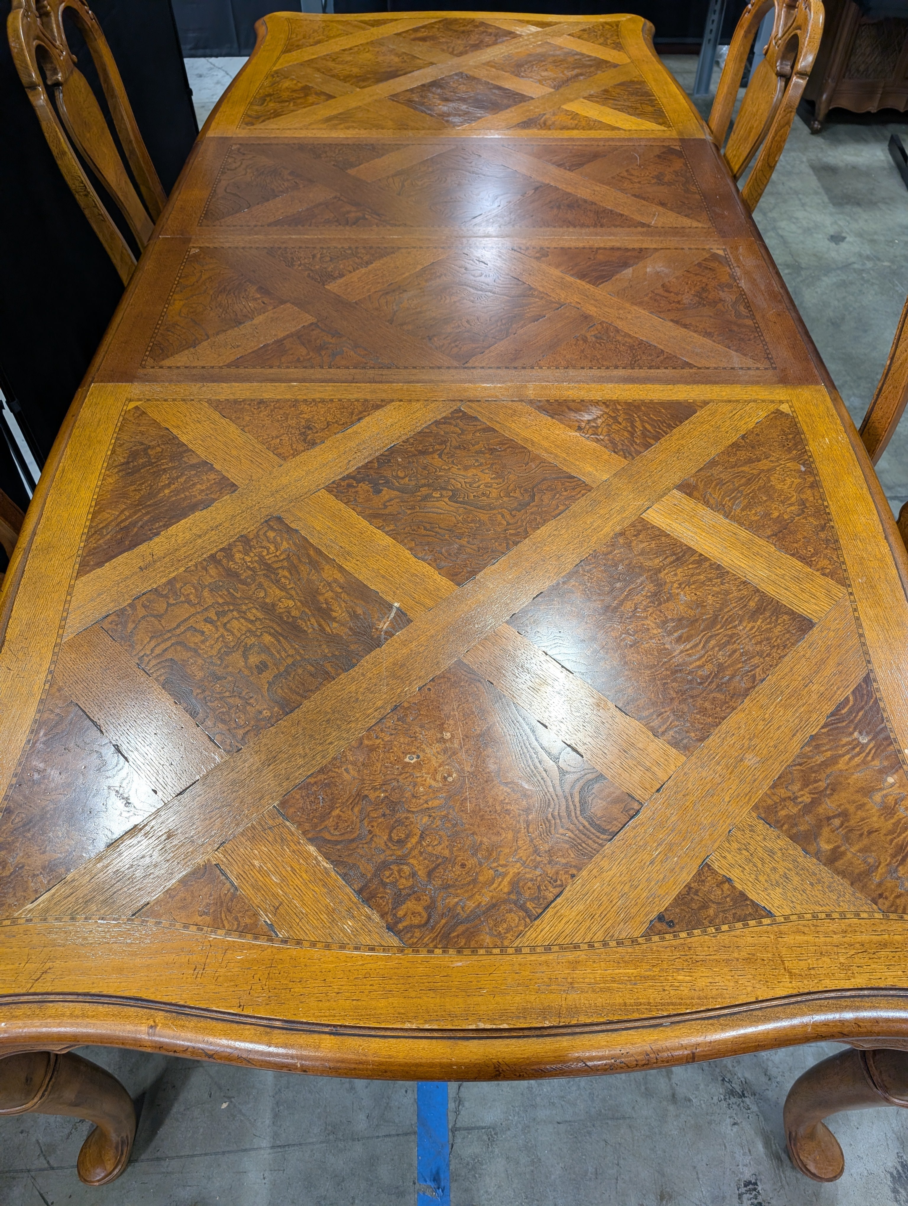 Ornate Inlaid Wood Thomasville Dining Table with Matching Chairs