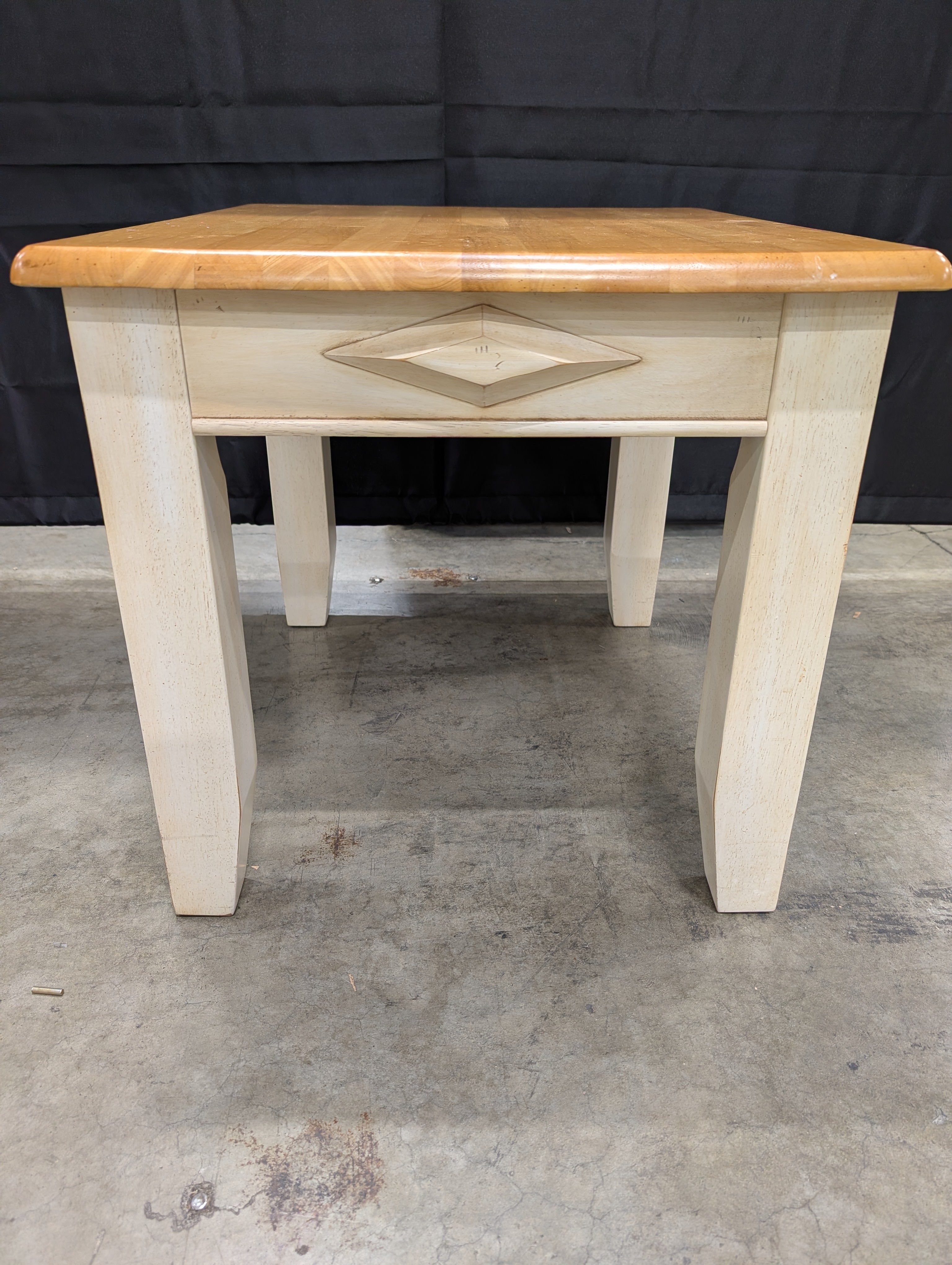 Two-Tone Accent Table with Carved Apron