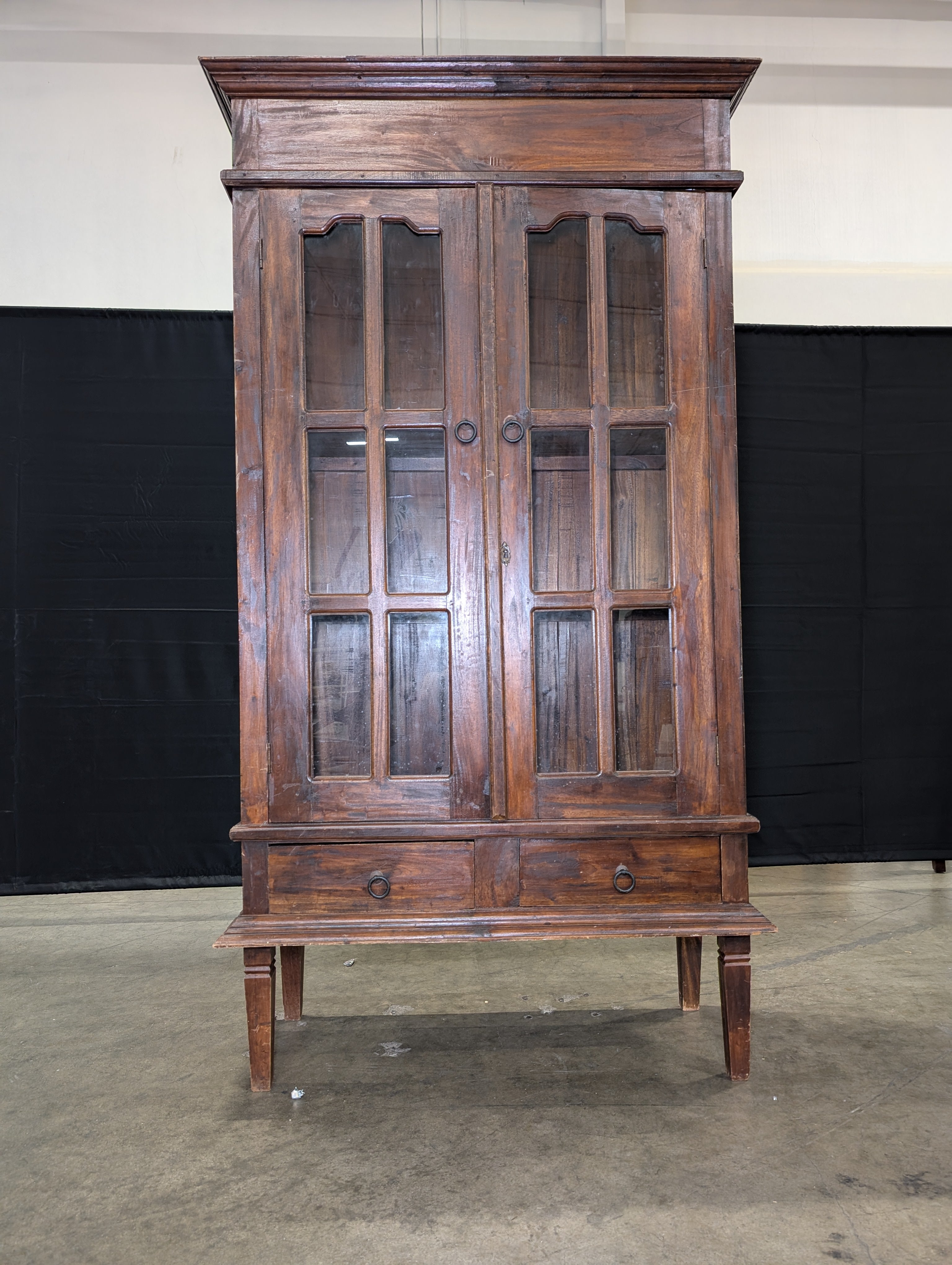 Traditional Dark Wood NOVA Furniture