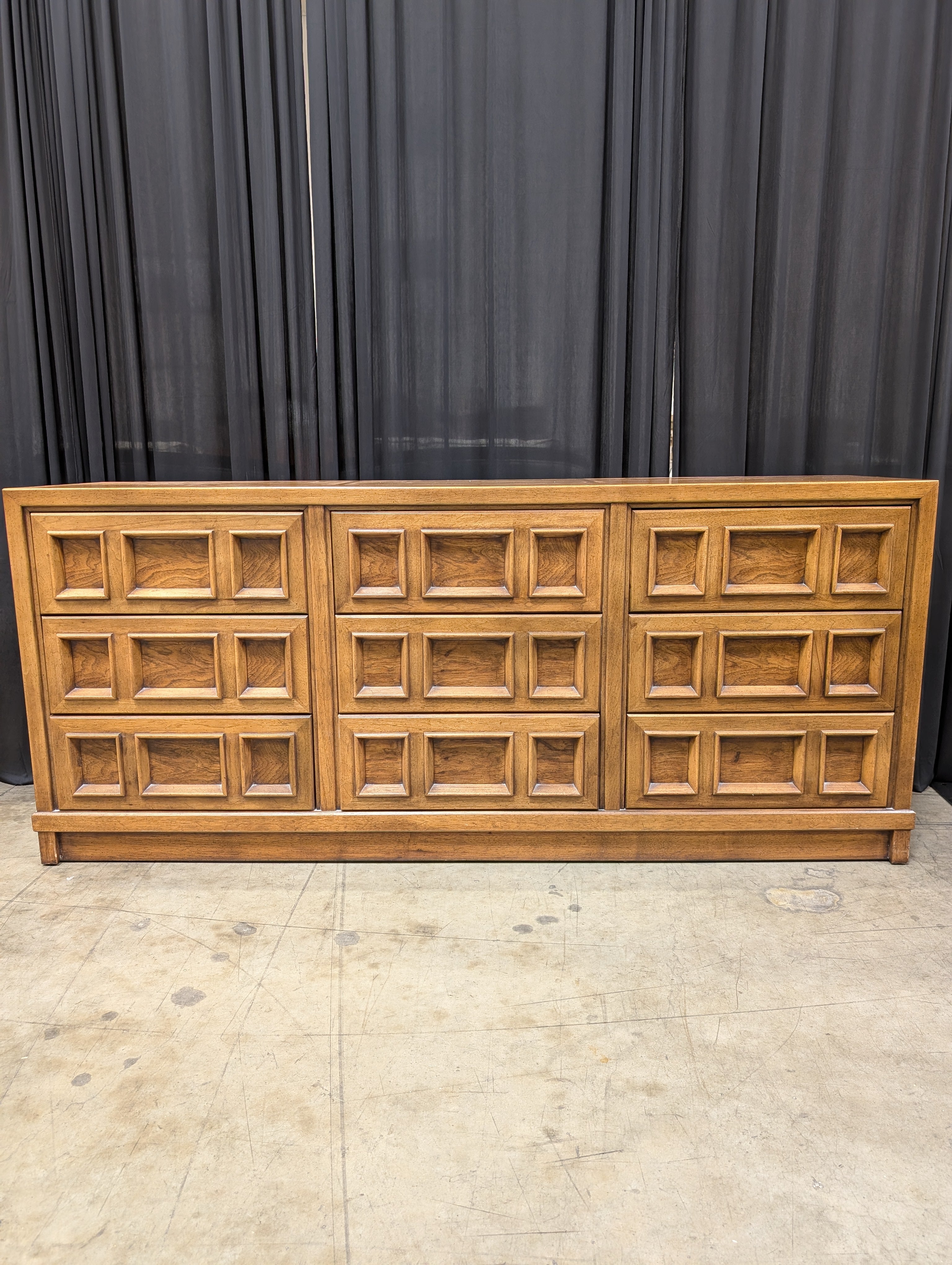Drexel Geometrical Nine-Drawer Dresser in Oak