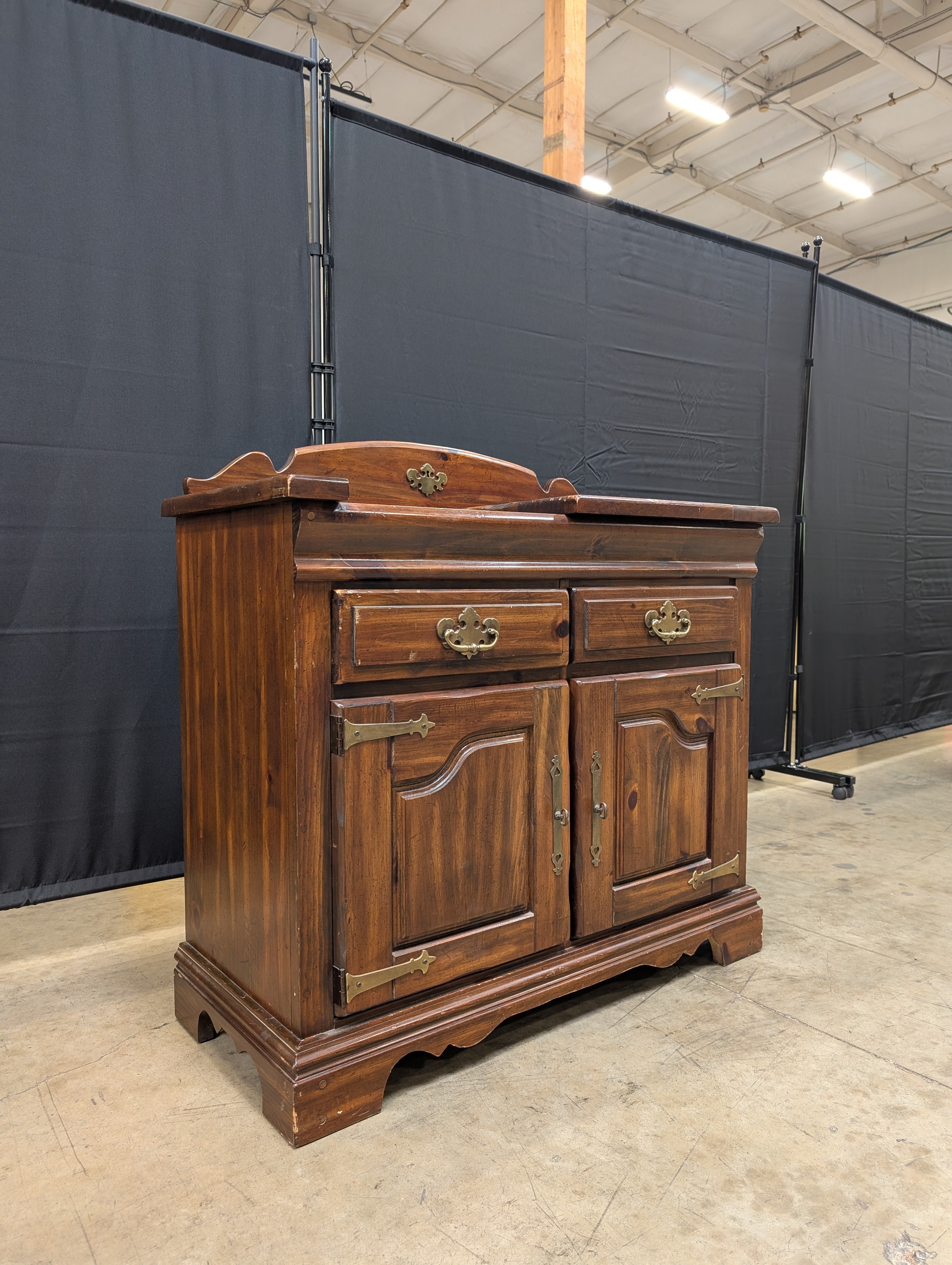 Rustic Pine Washstand Cabinet with Brass-Toned Hardware