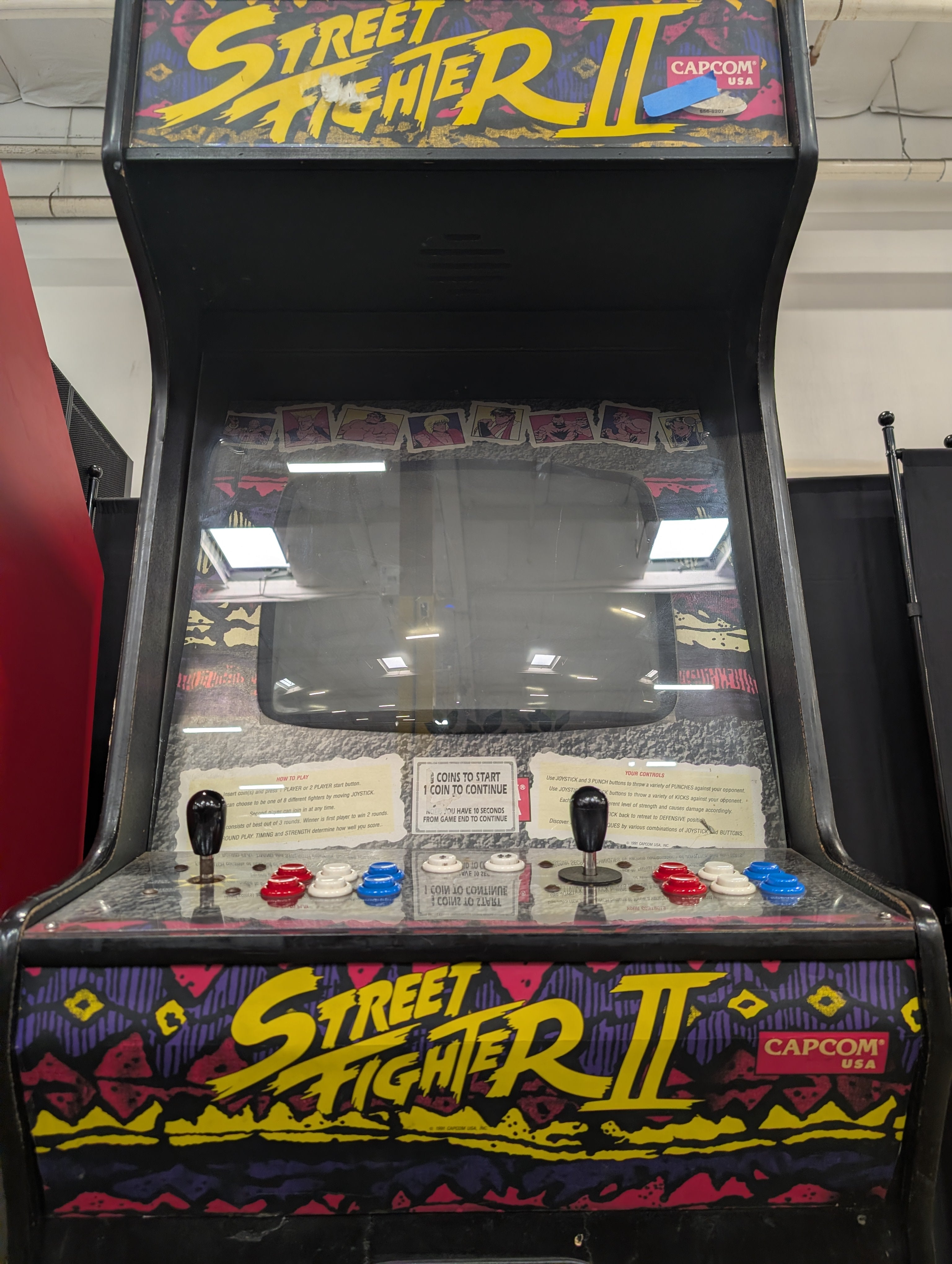 Vintage Capcom Street Fighter II Arcade Game Cabinet