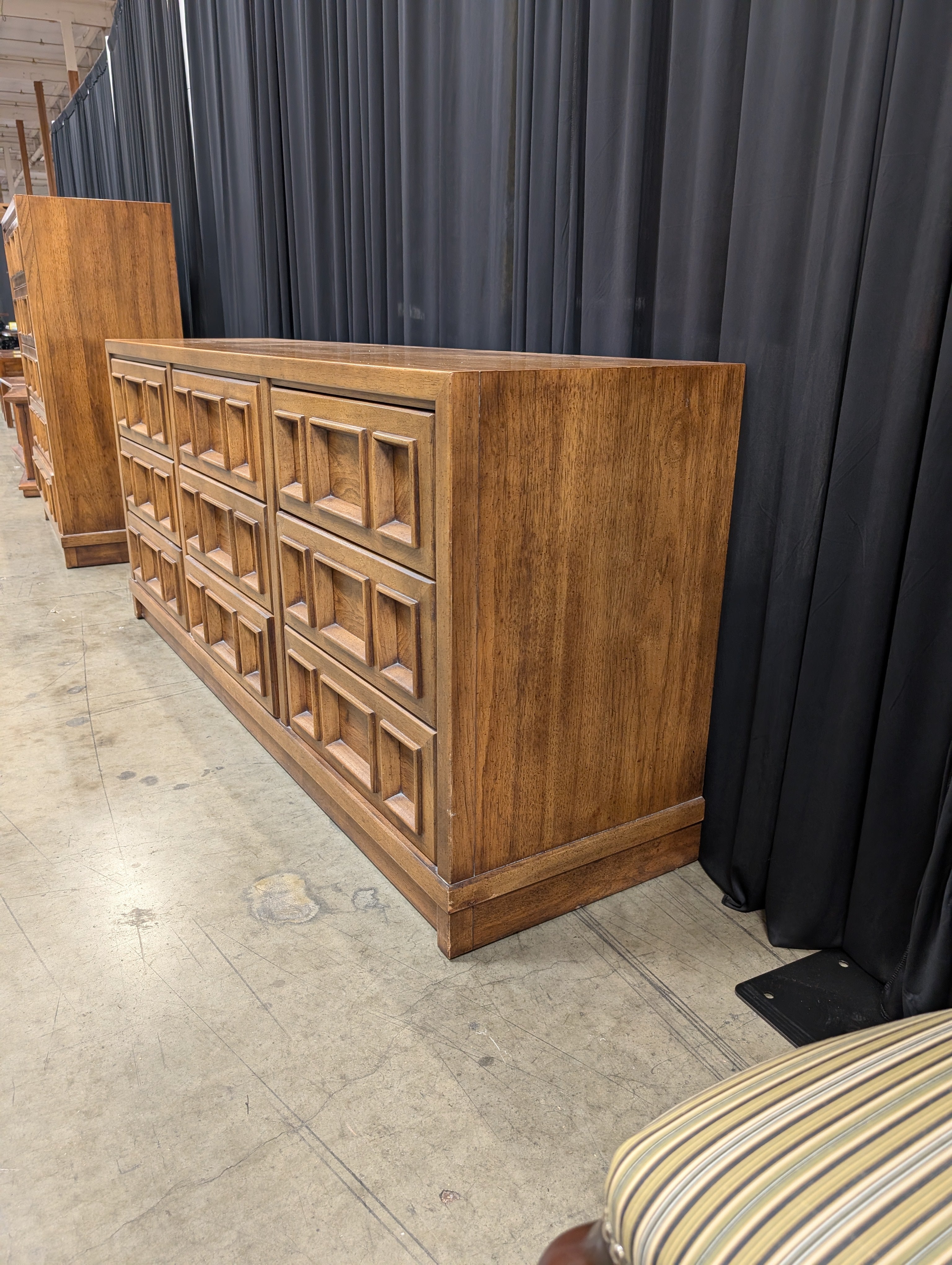 Drexel Geometrical Nine-Drawer Dresser in Oak