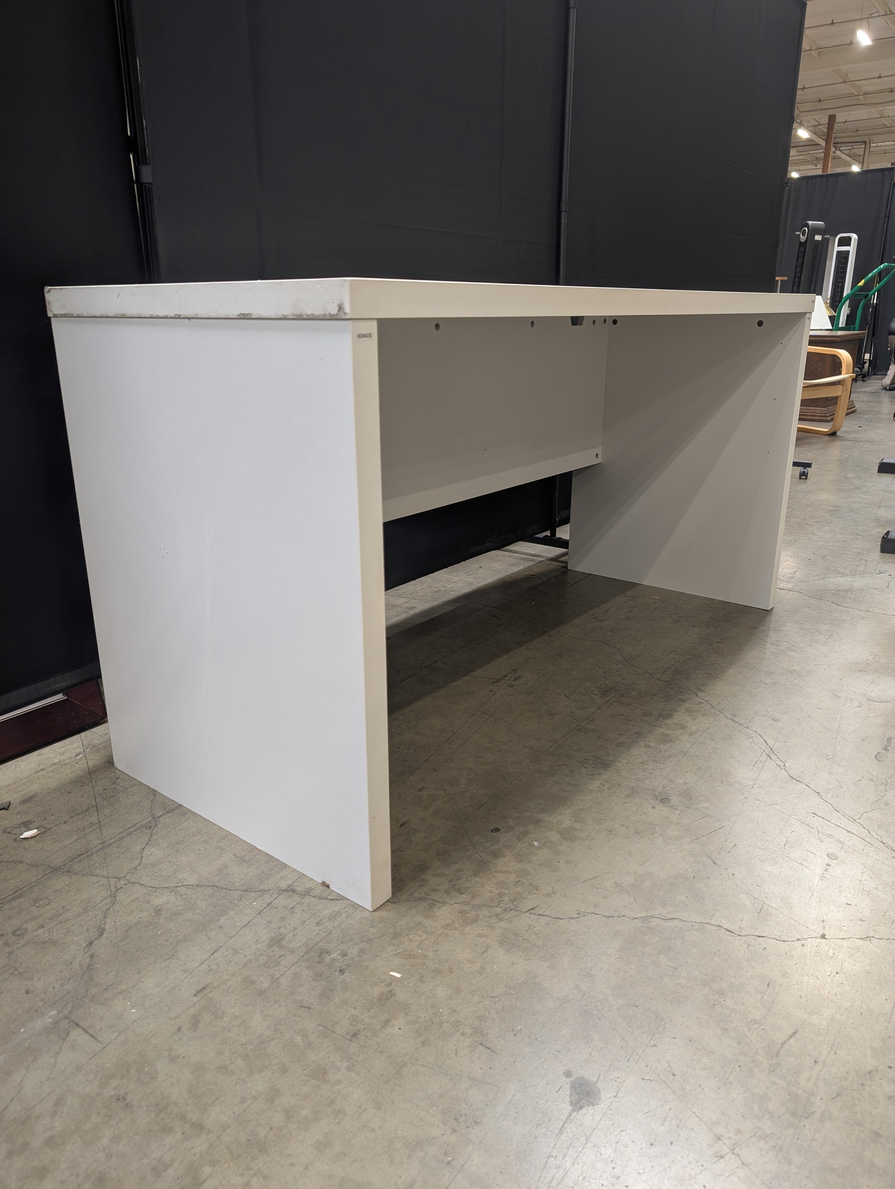 Modern White Home Office Desk with Curved Front