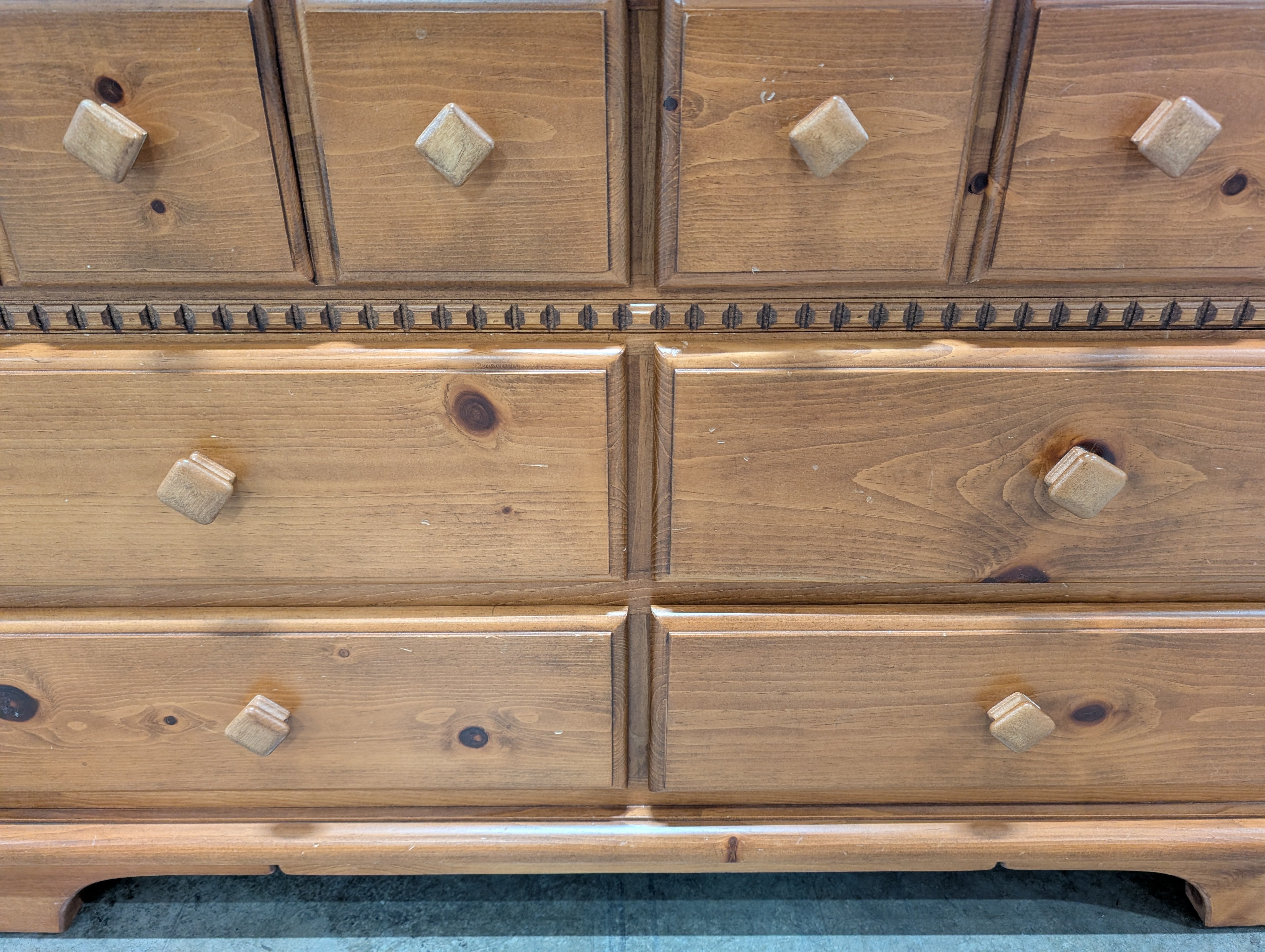 Solid Wood Six-Drawer Chest with Warm Honey Finish