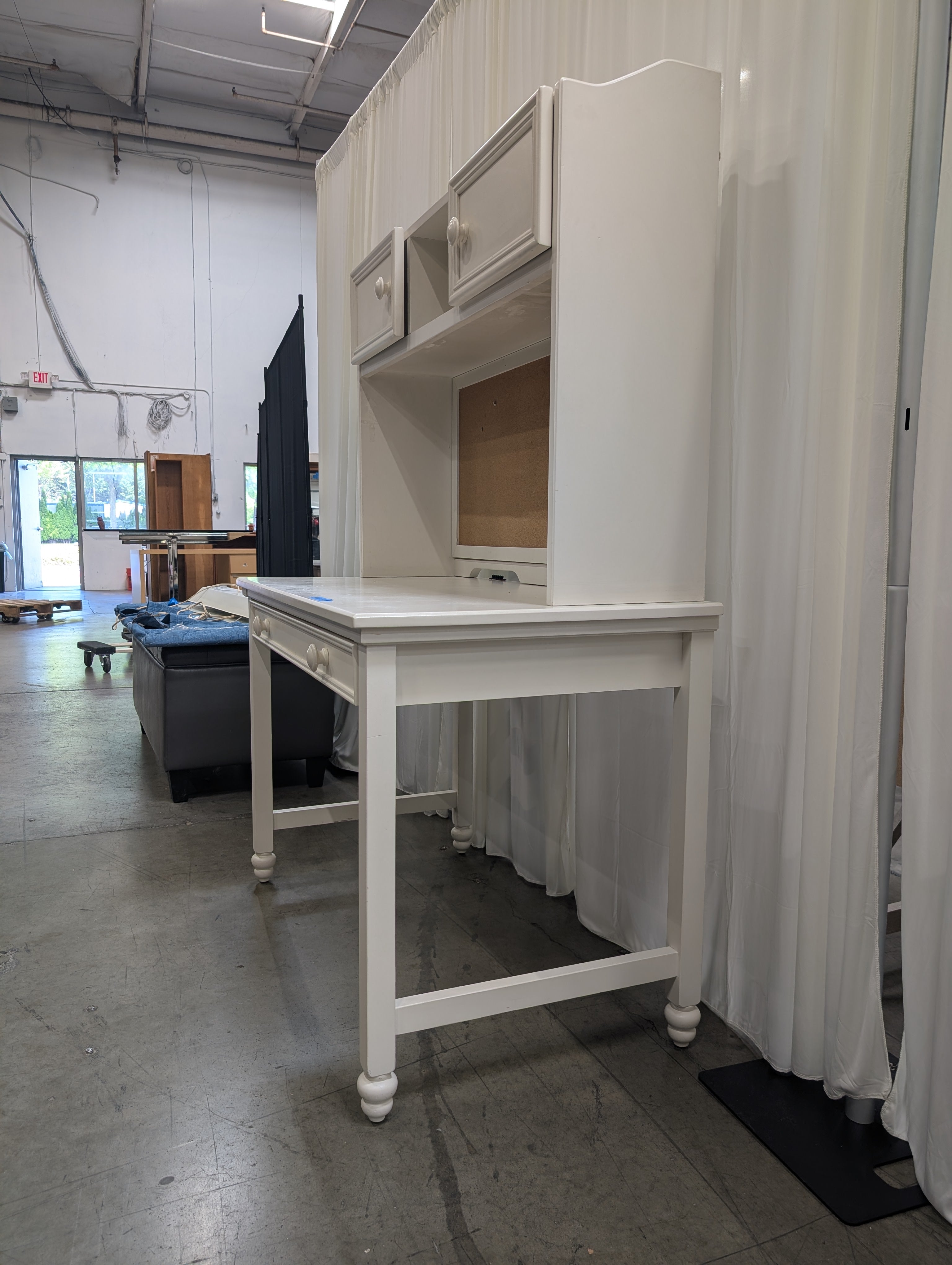 Off-White Wooden Student Desk with Hutch and Chair