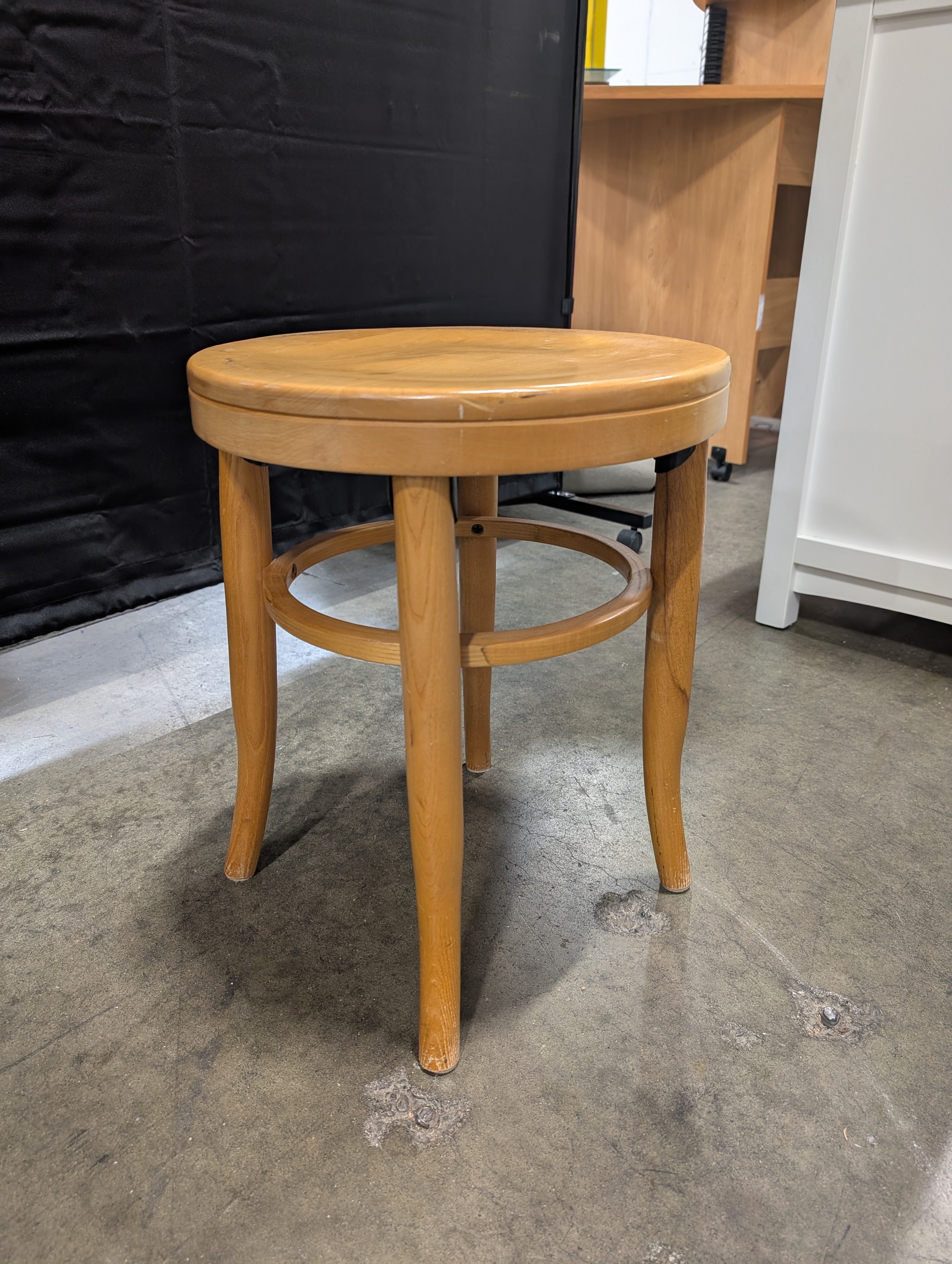 Natural Hardwood Round Stool