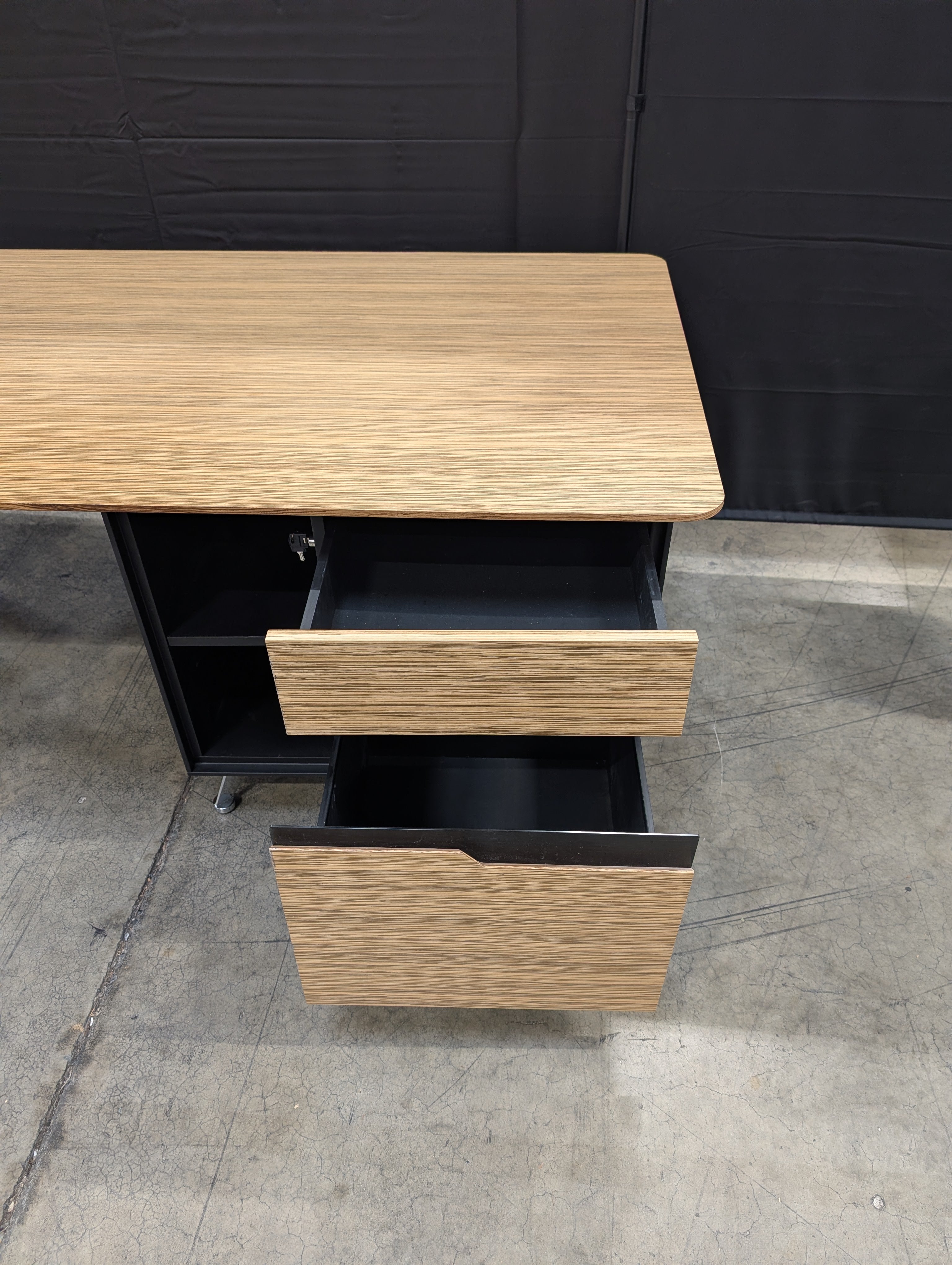 Modern Wood Grain Office Desk with Storage Cabinet