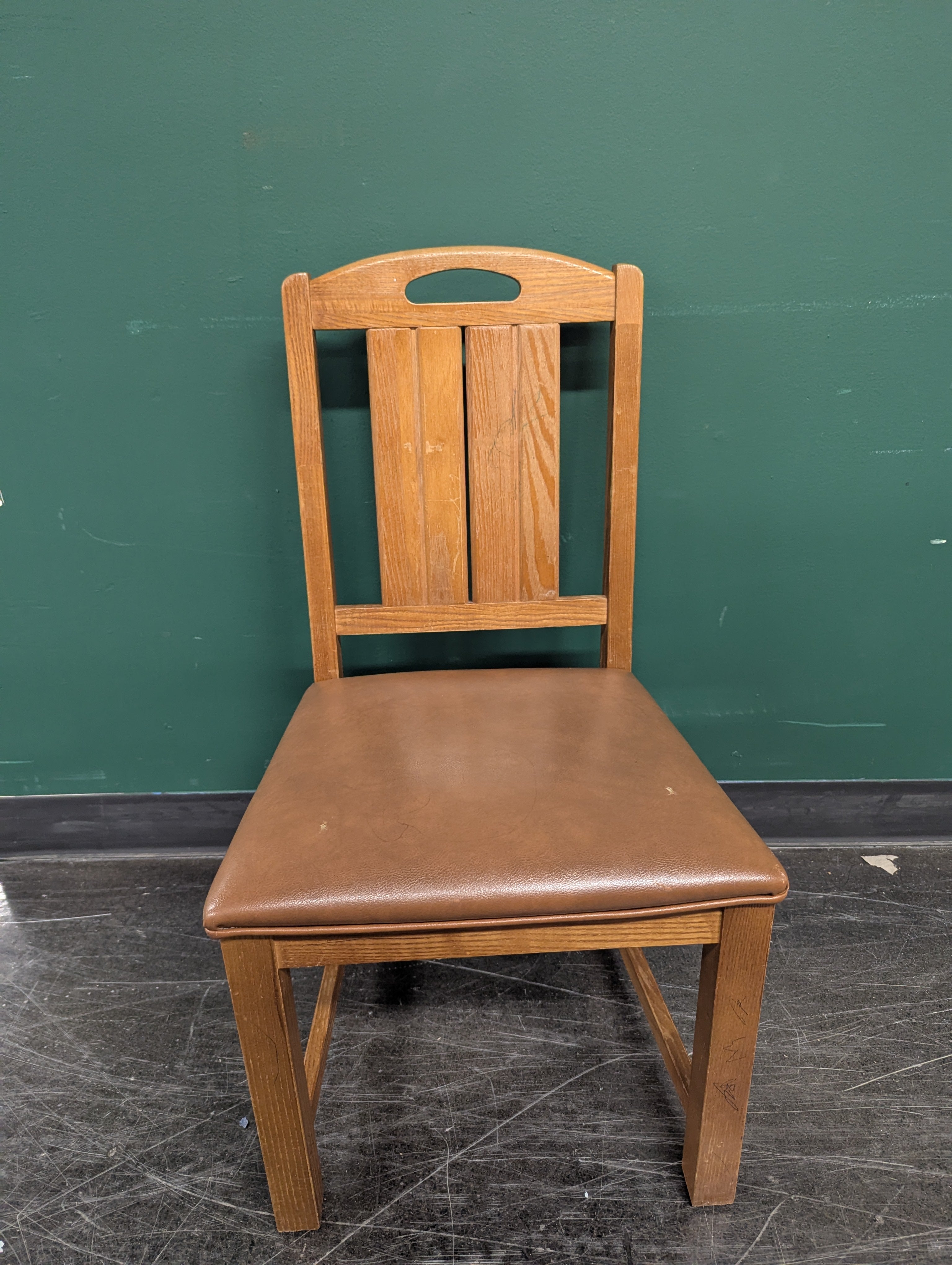 Oak Wood Chair