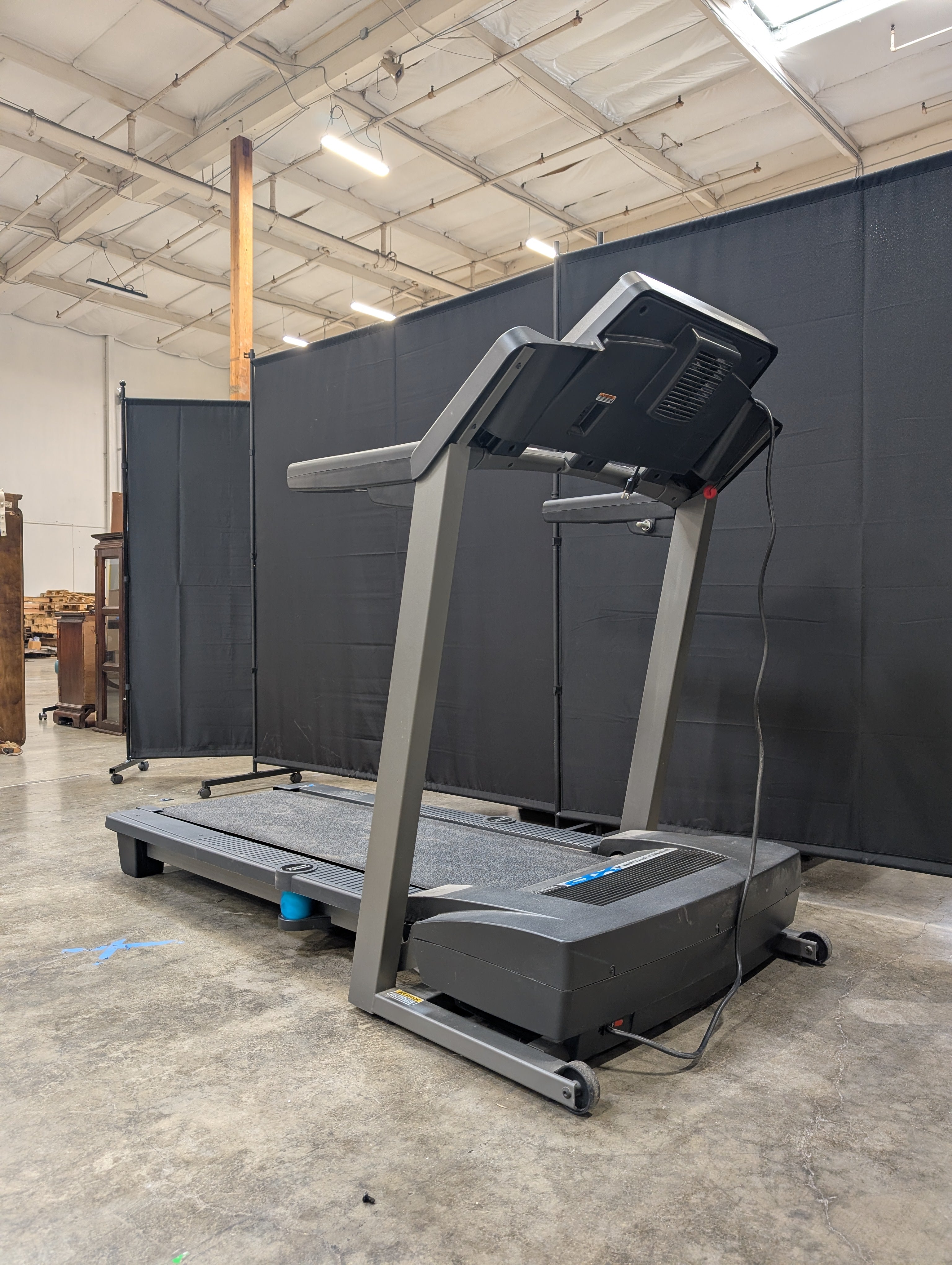 Folding ProForm XP 550s Treadmill