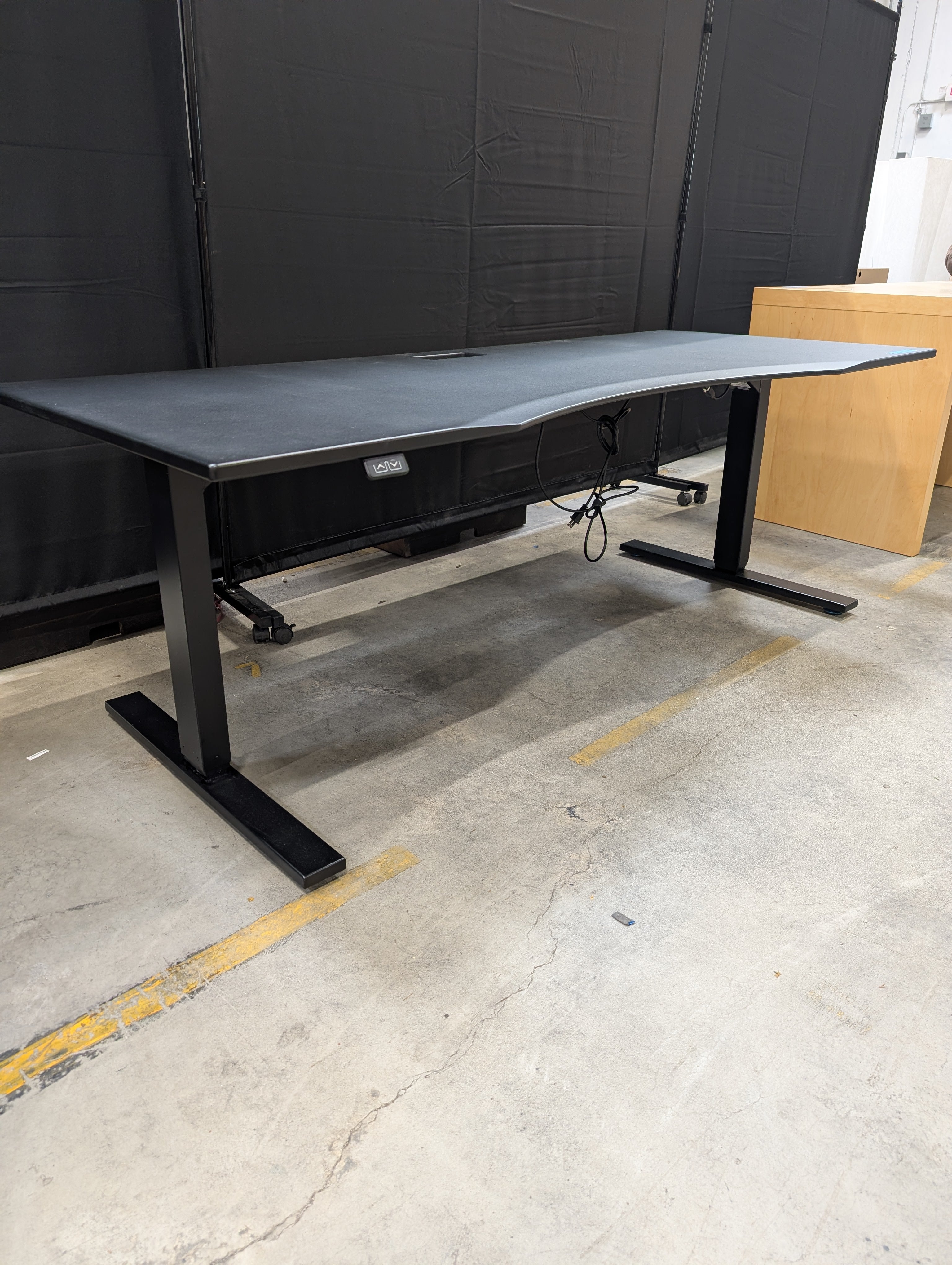 Ergonomic Curved Black Standing Desk