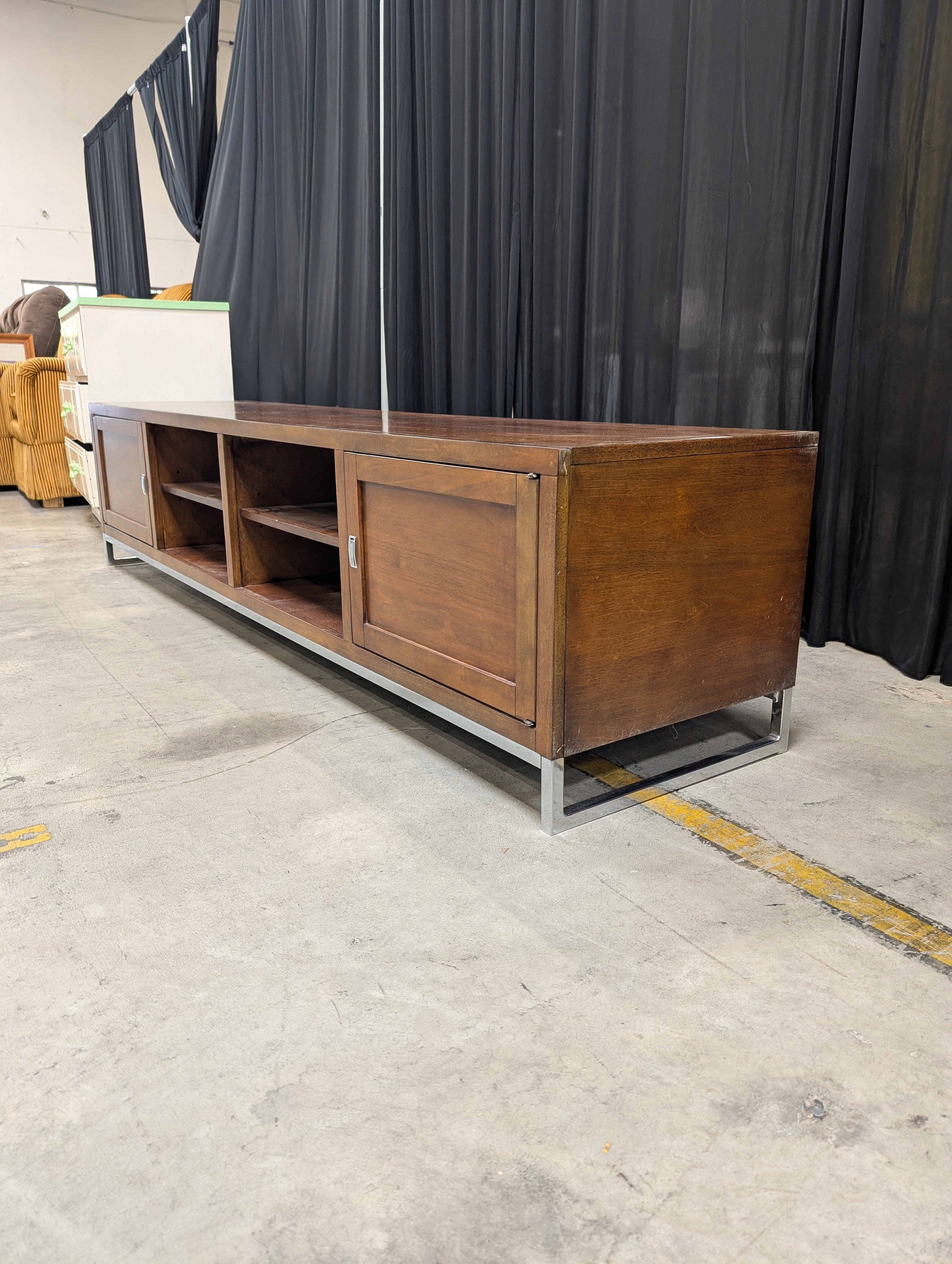 Dark Brown Wood Modern TV Stand with Cabinets