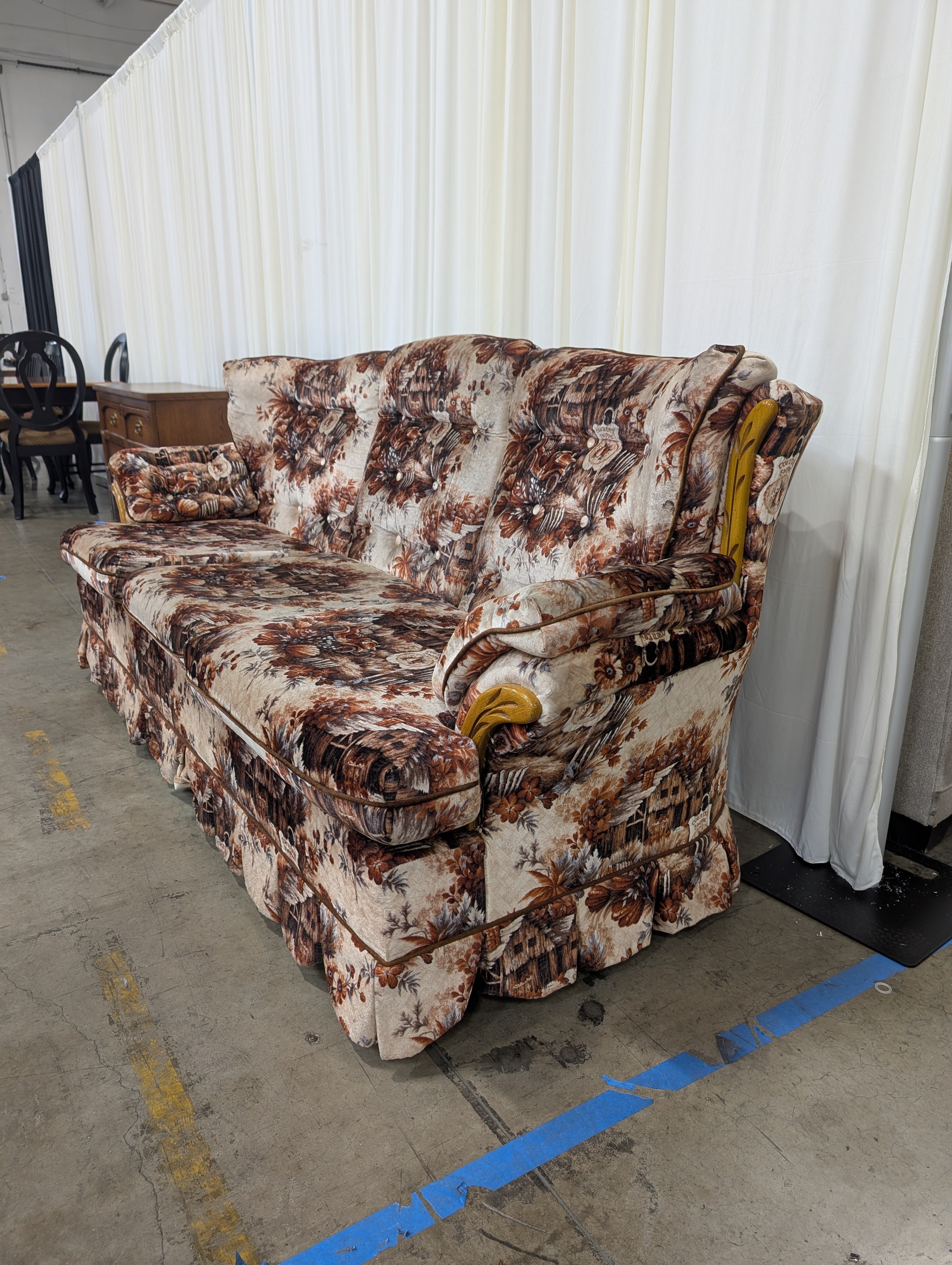 Vintage Country Shoppe Pattern Upholstered Couch with Rolled Arms