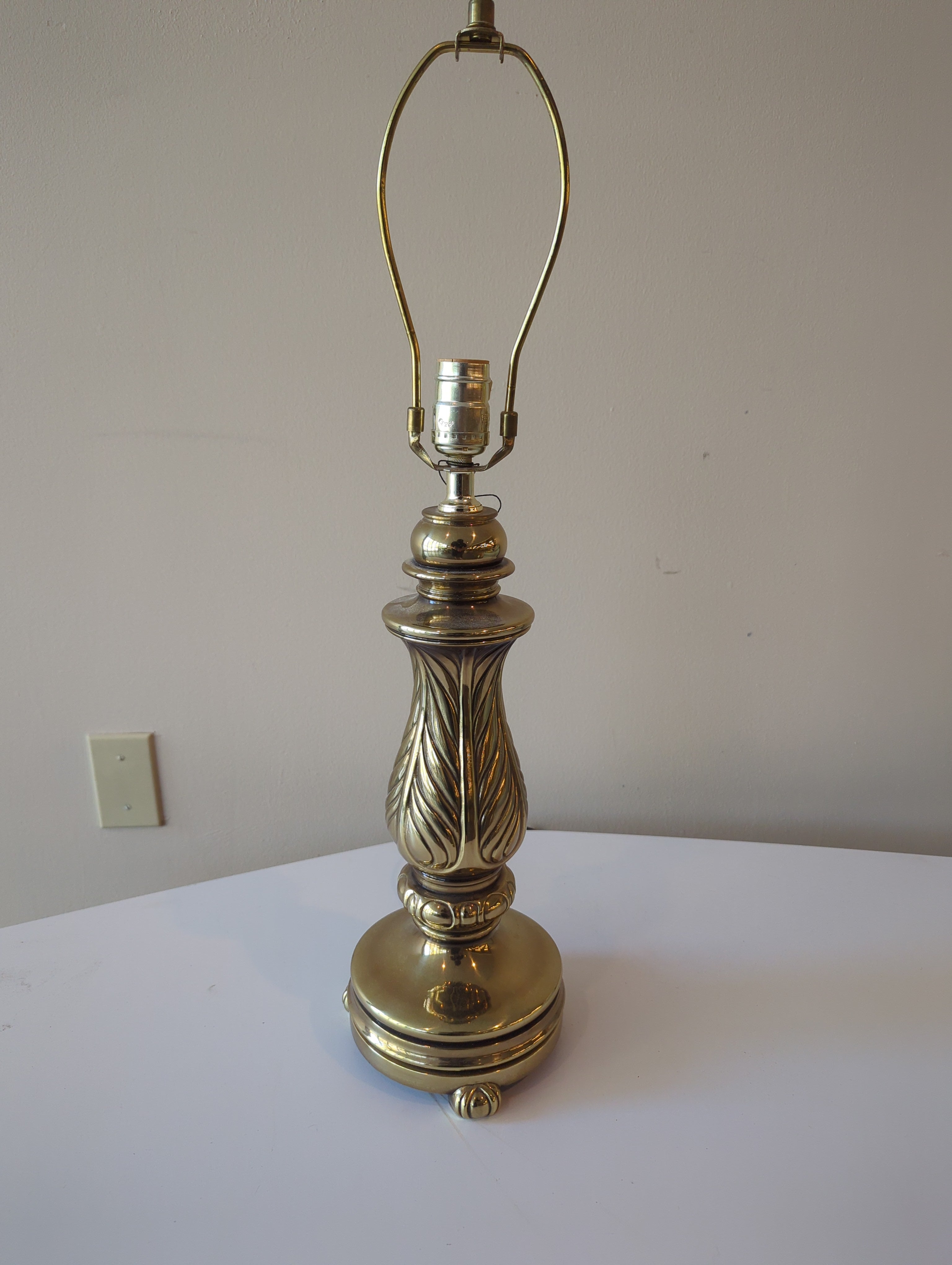 Antique Brass Table Lamp with Leaf Design