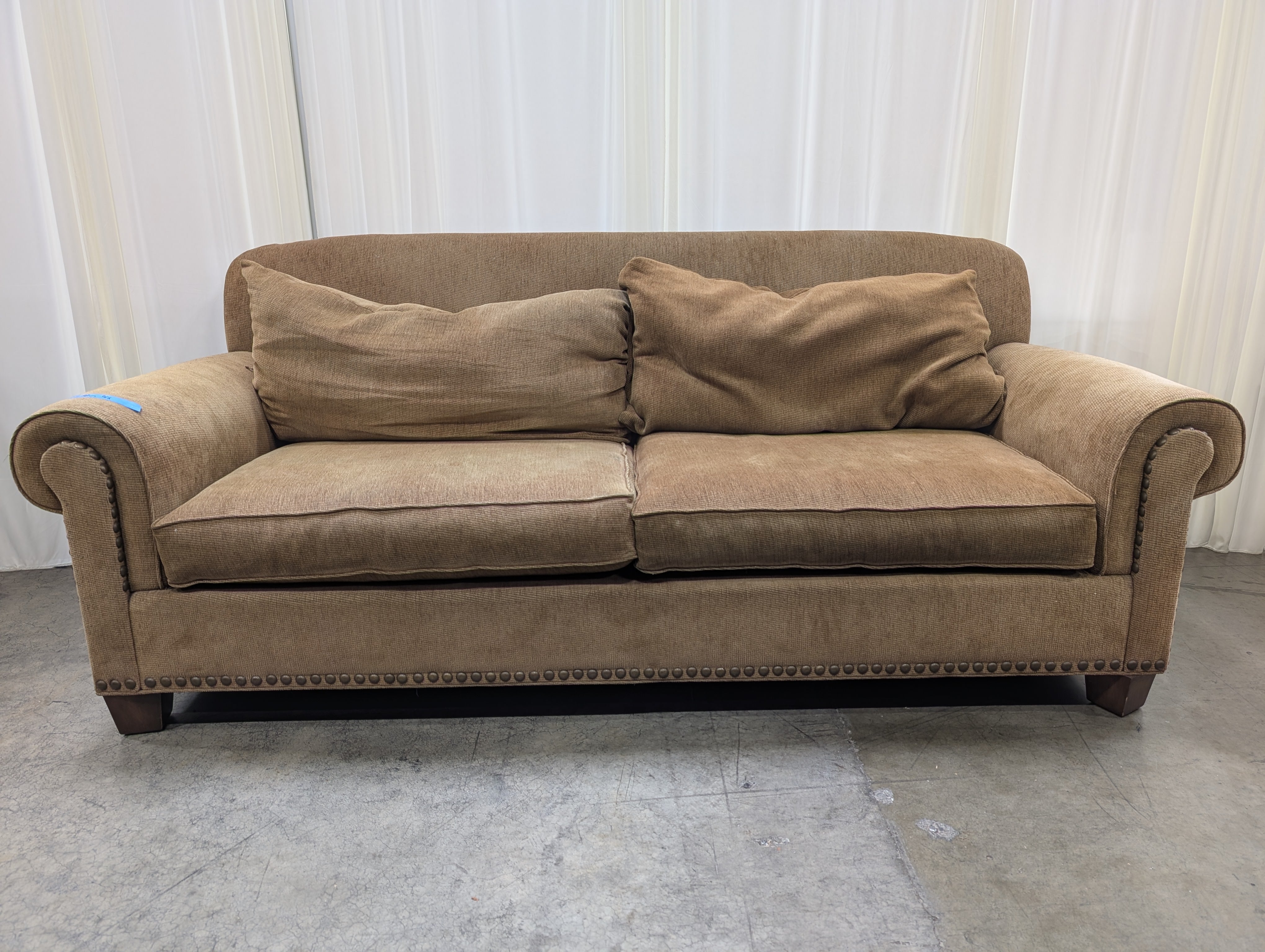 Northwalk Tan Textured Fabric Rolled Arm Couch