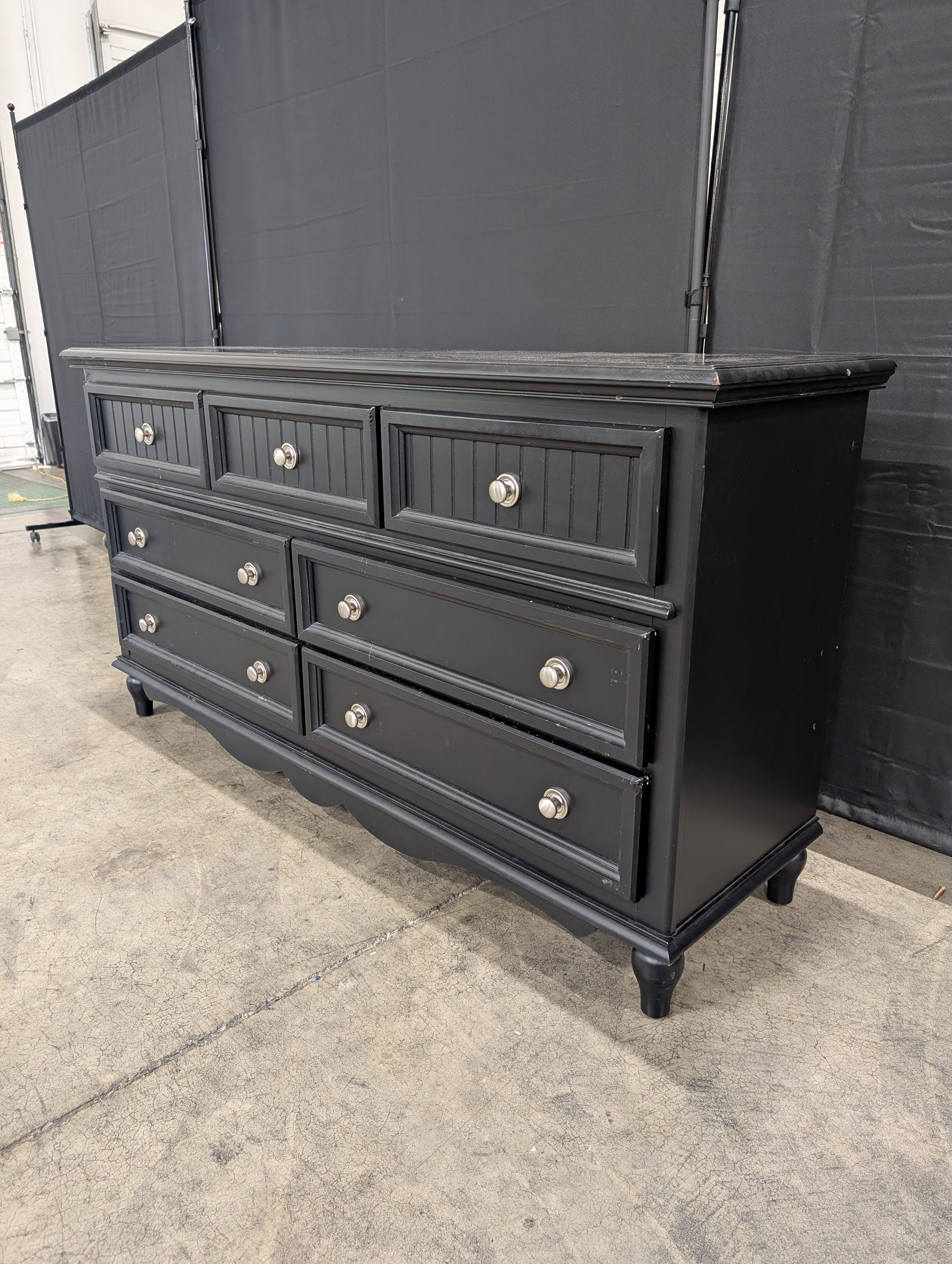 Bassett Furniture Black Seven Drawer Dresser