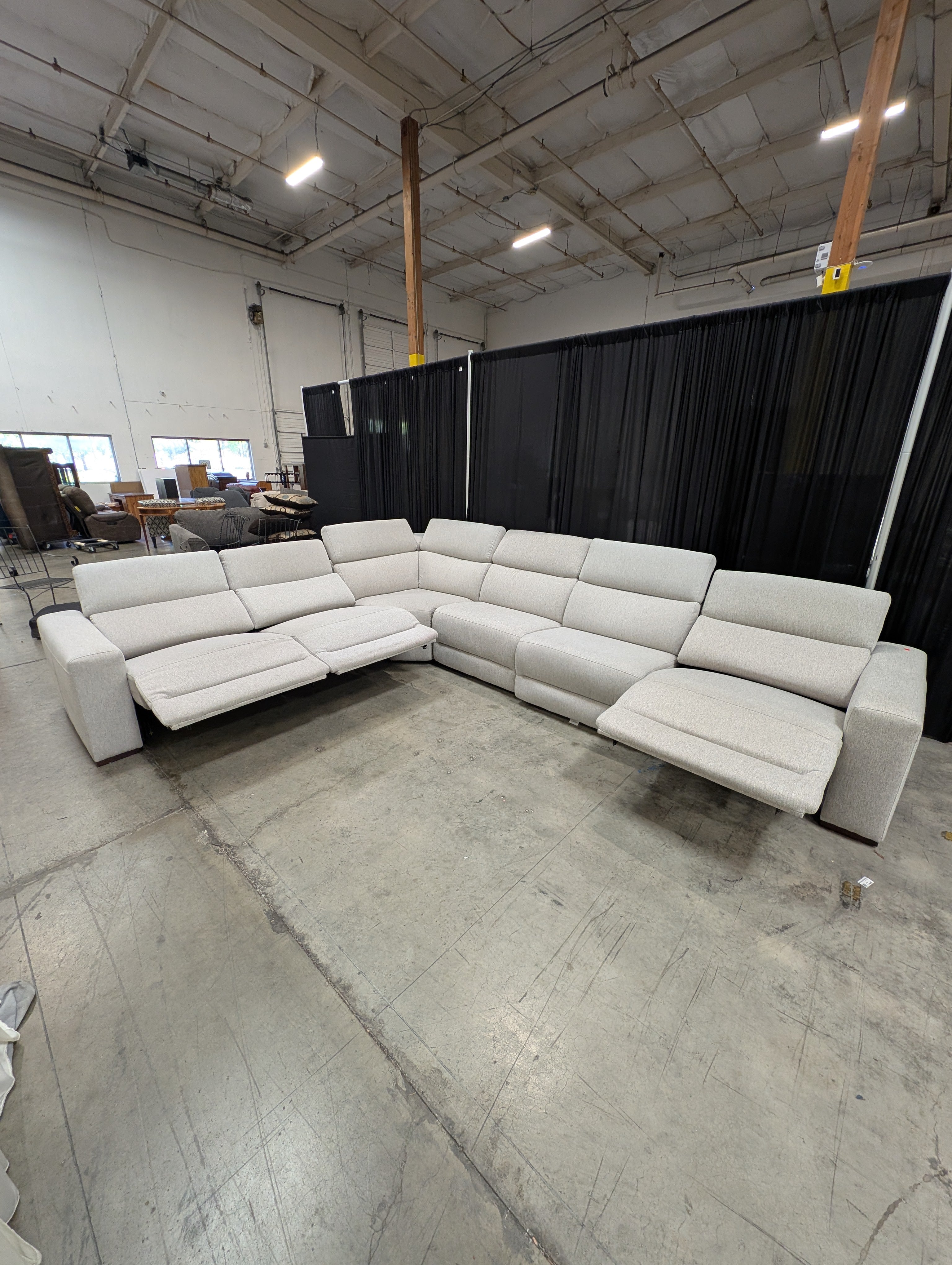 Macy's Nevio 6 Piece Fabric Power Reclining Sectional, 3 Power Recliners with Power Headrests, Light Gray Mineral