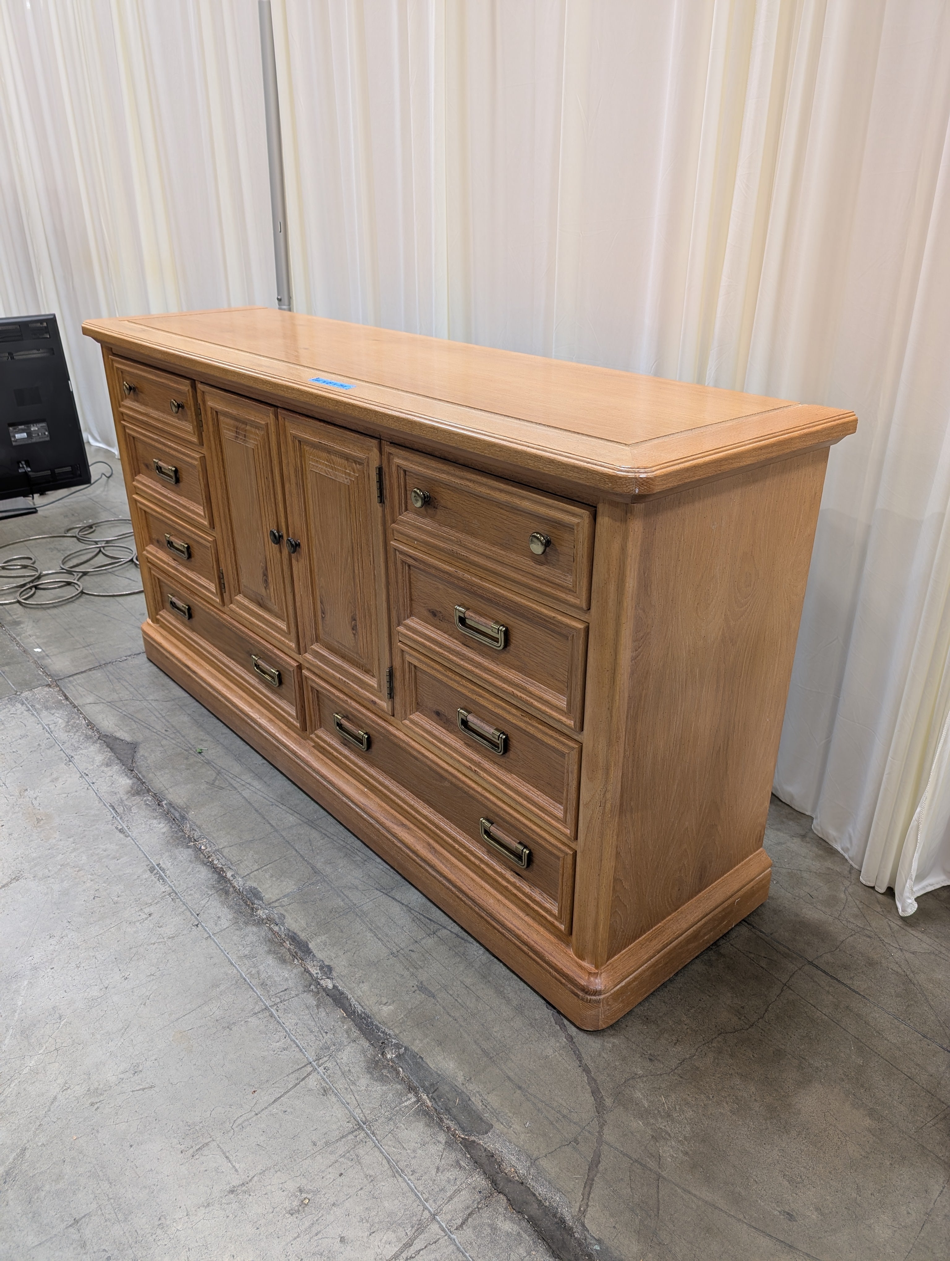 Stanley Furniture Honey Oak Wooden Dresser