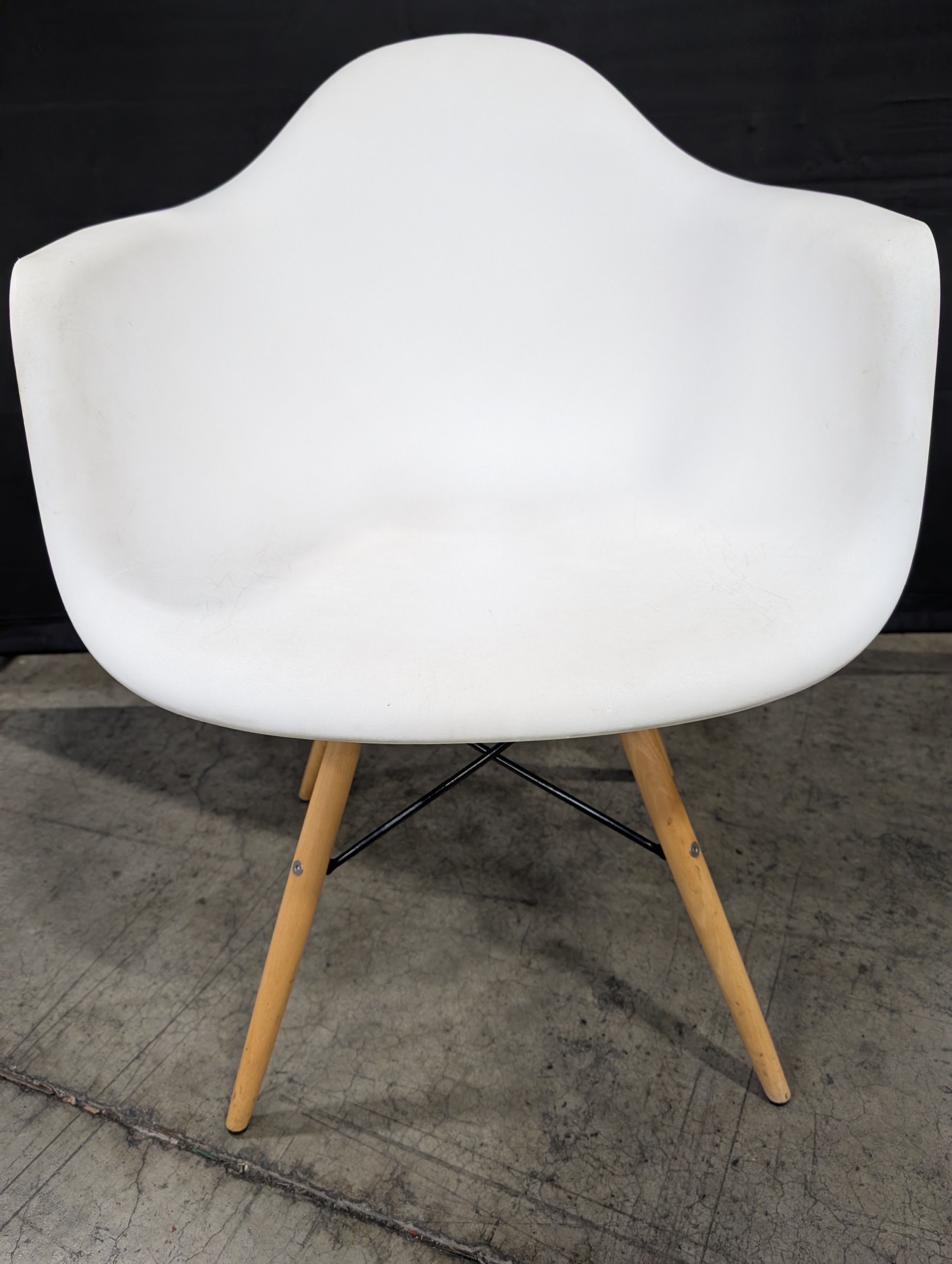 Mid-Century Style White Shell Chair with Tapered Wood Legs