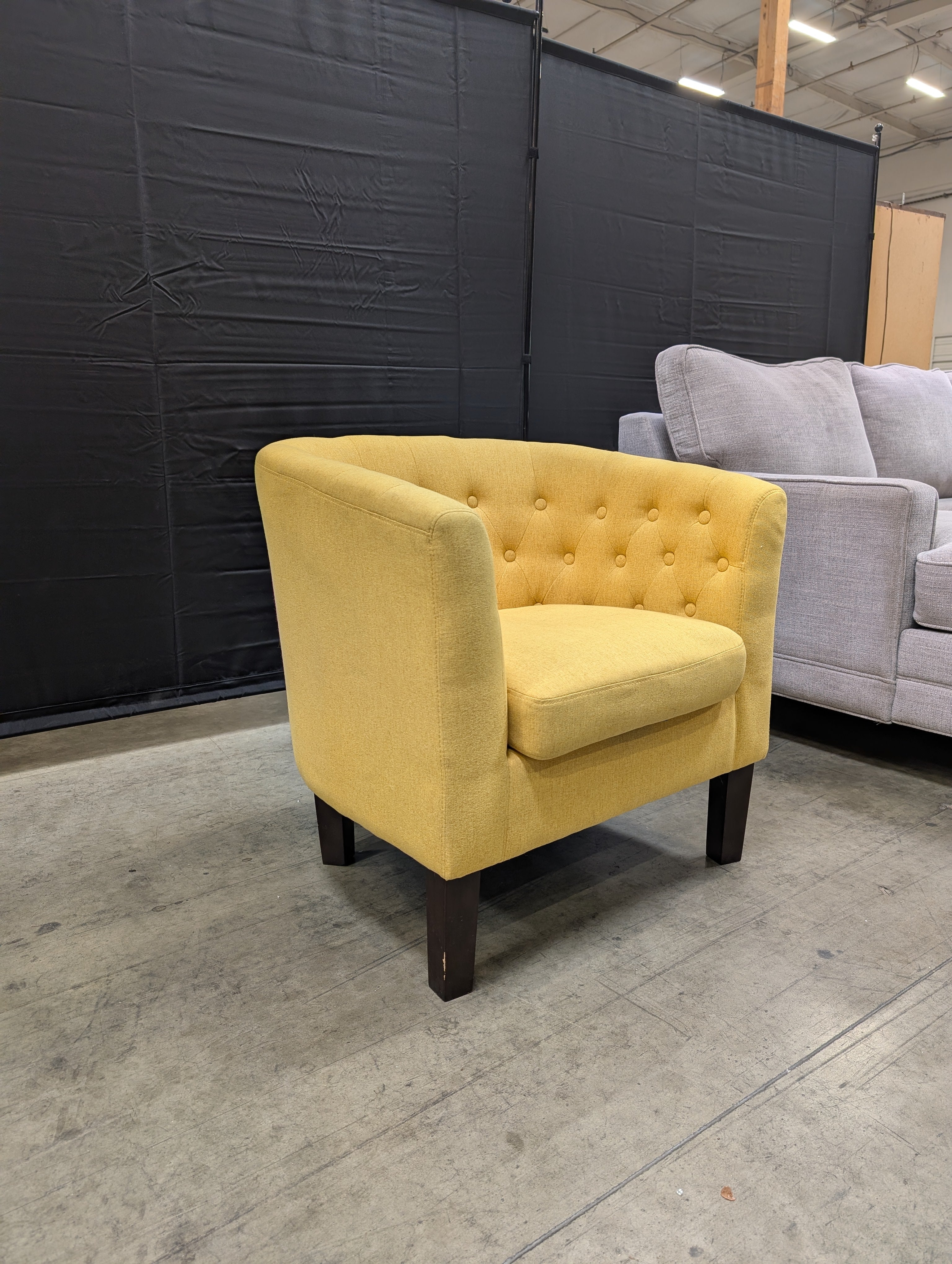 Vibrant Yellow Tufted Upholstered Accent Chair