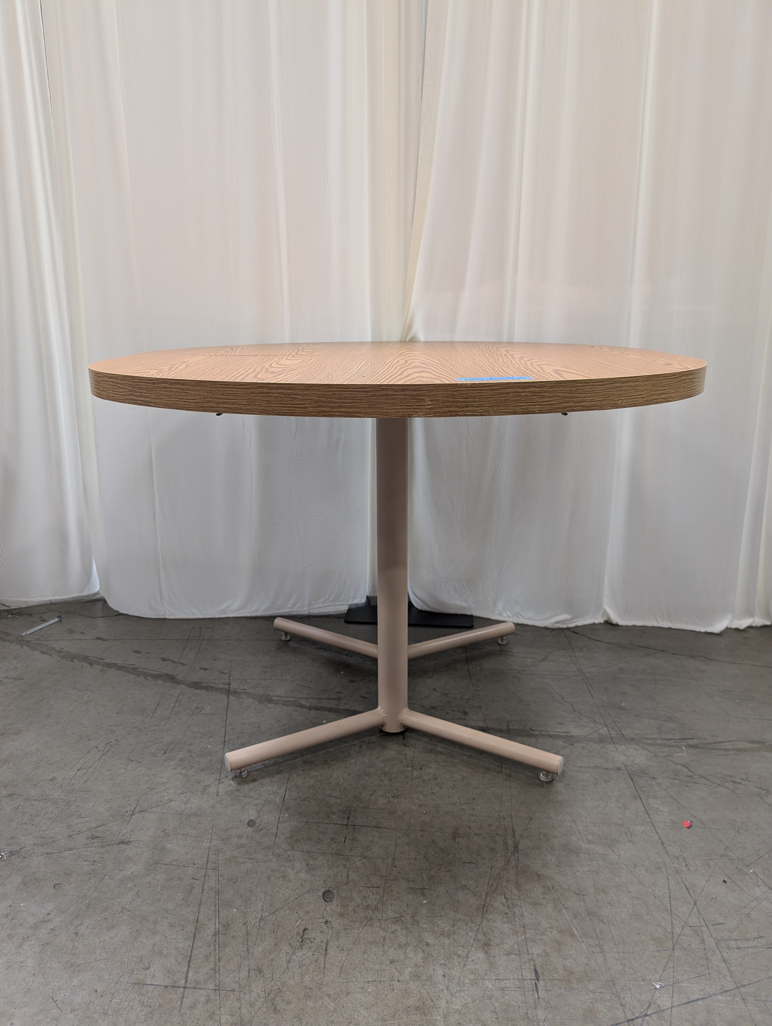 Round Wood Grain Dining Table
