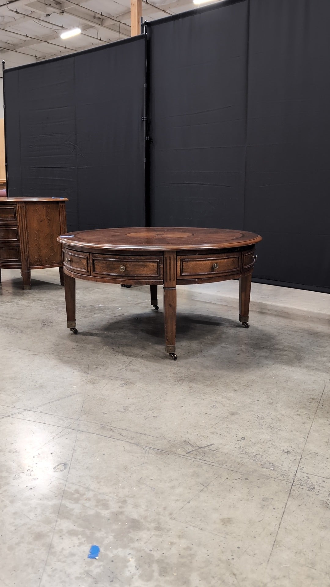 Classic Round Wood Coffee Table with Inlay Design