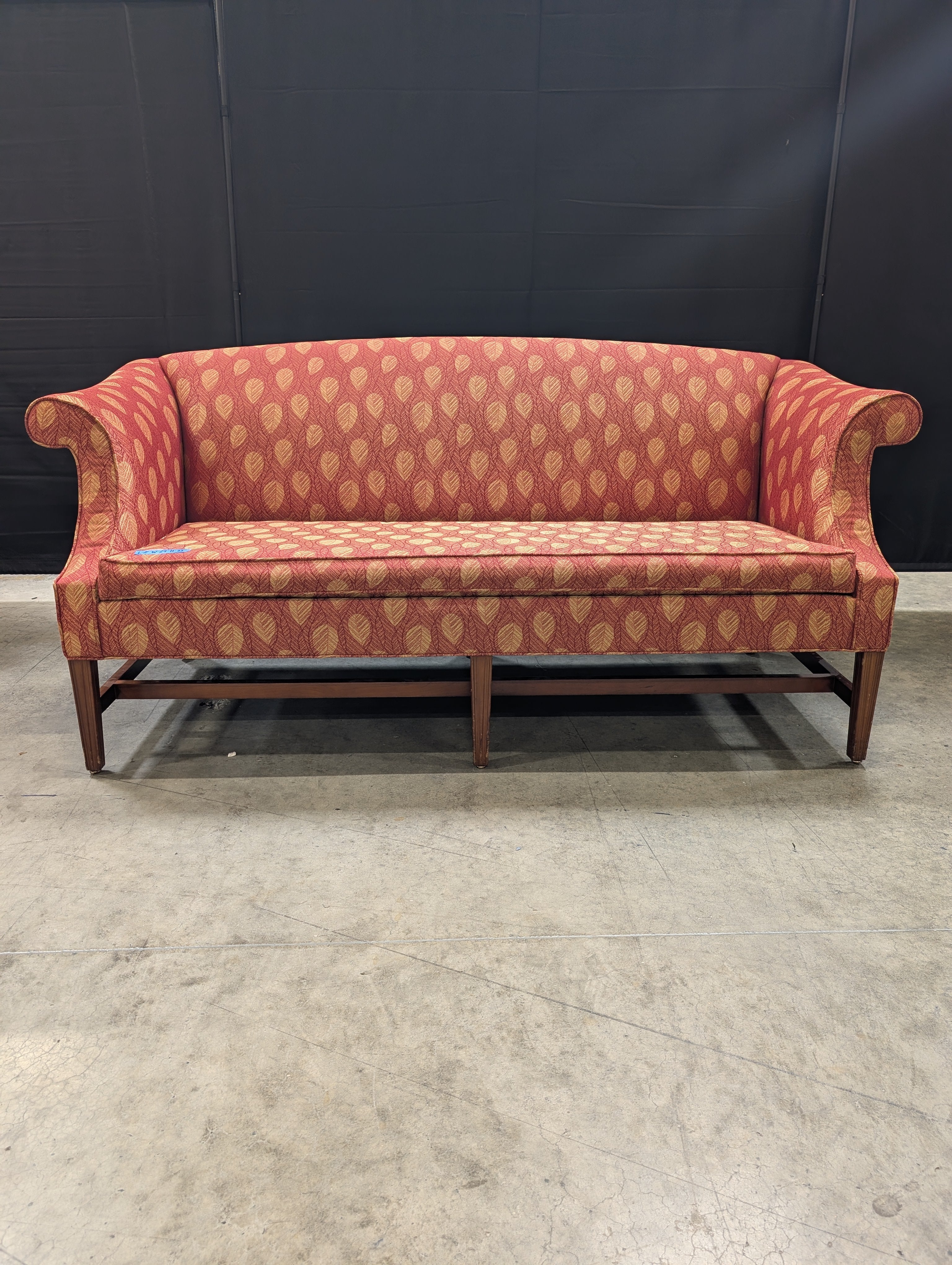 Red Leaf Patterned Traditional Couch
