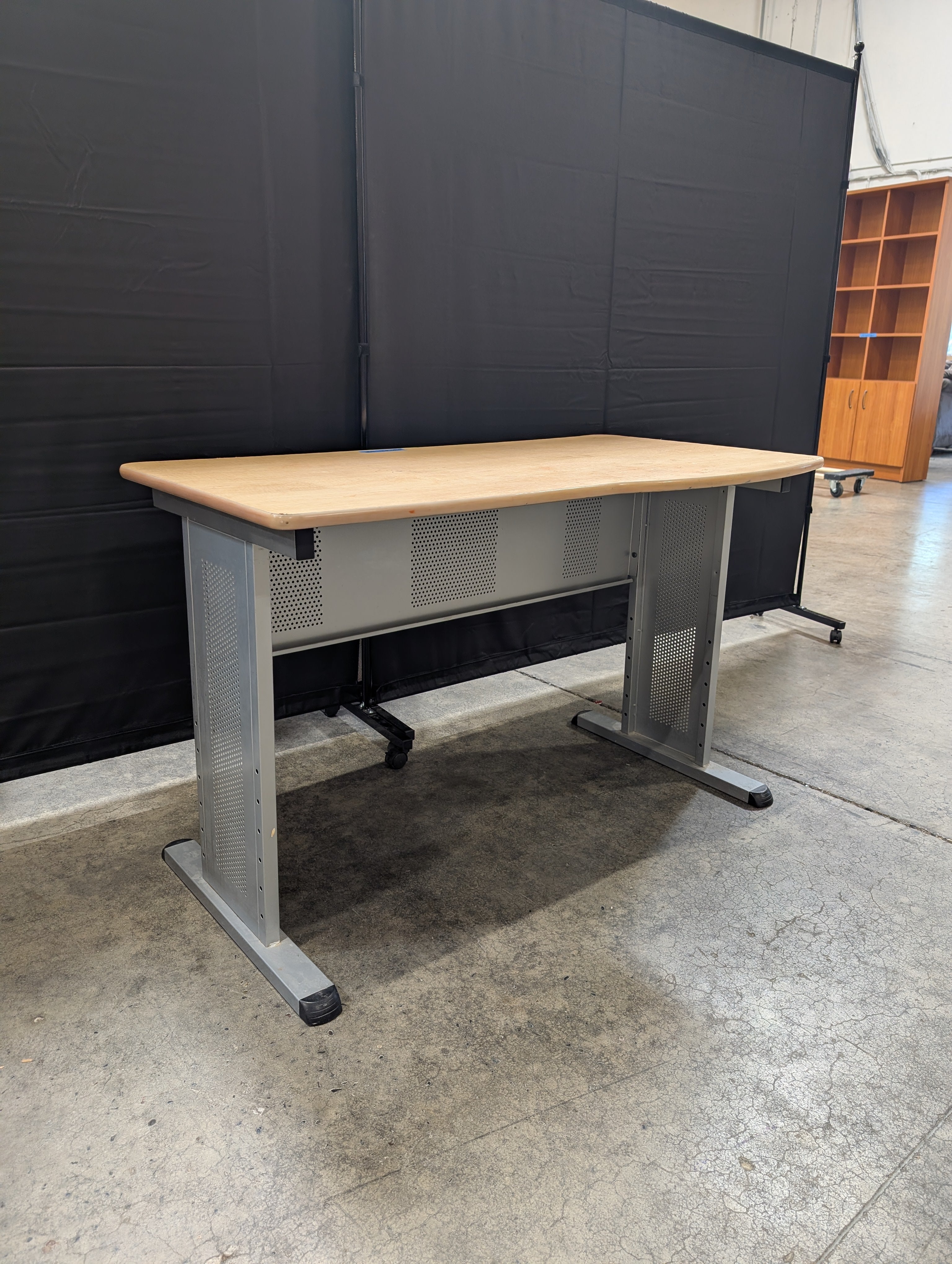 Light Wood-Look Laminate Desk with Metal Legs