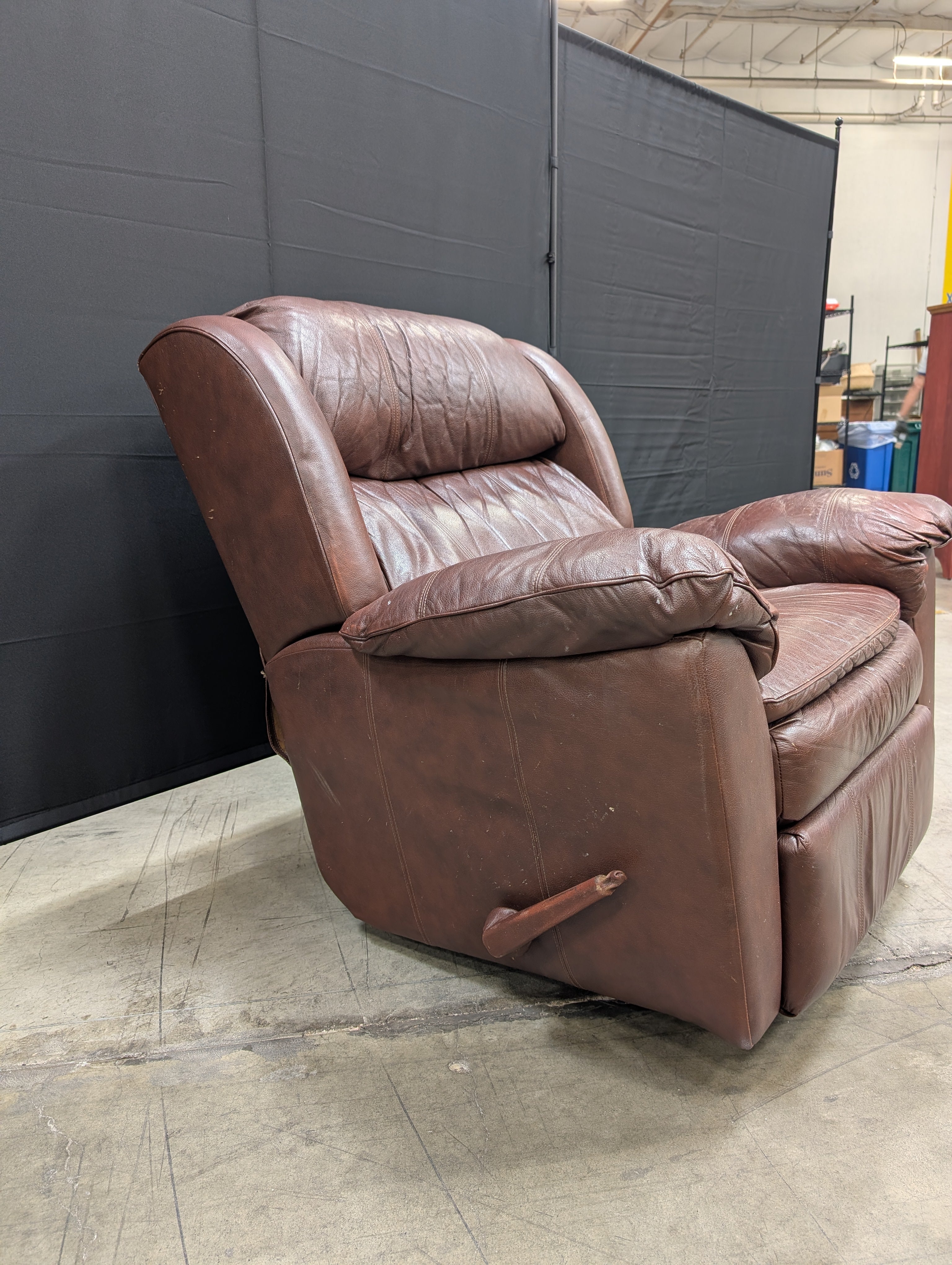 Spacious Dark Brown Leather Recliner Chair