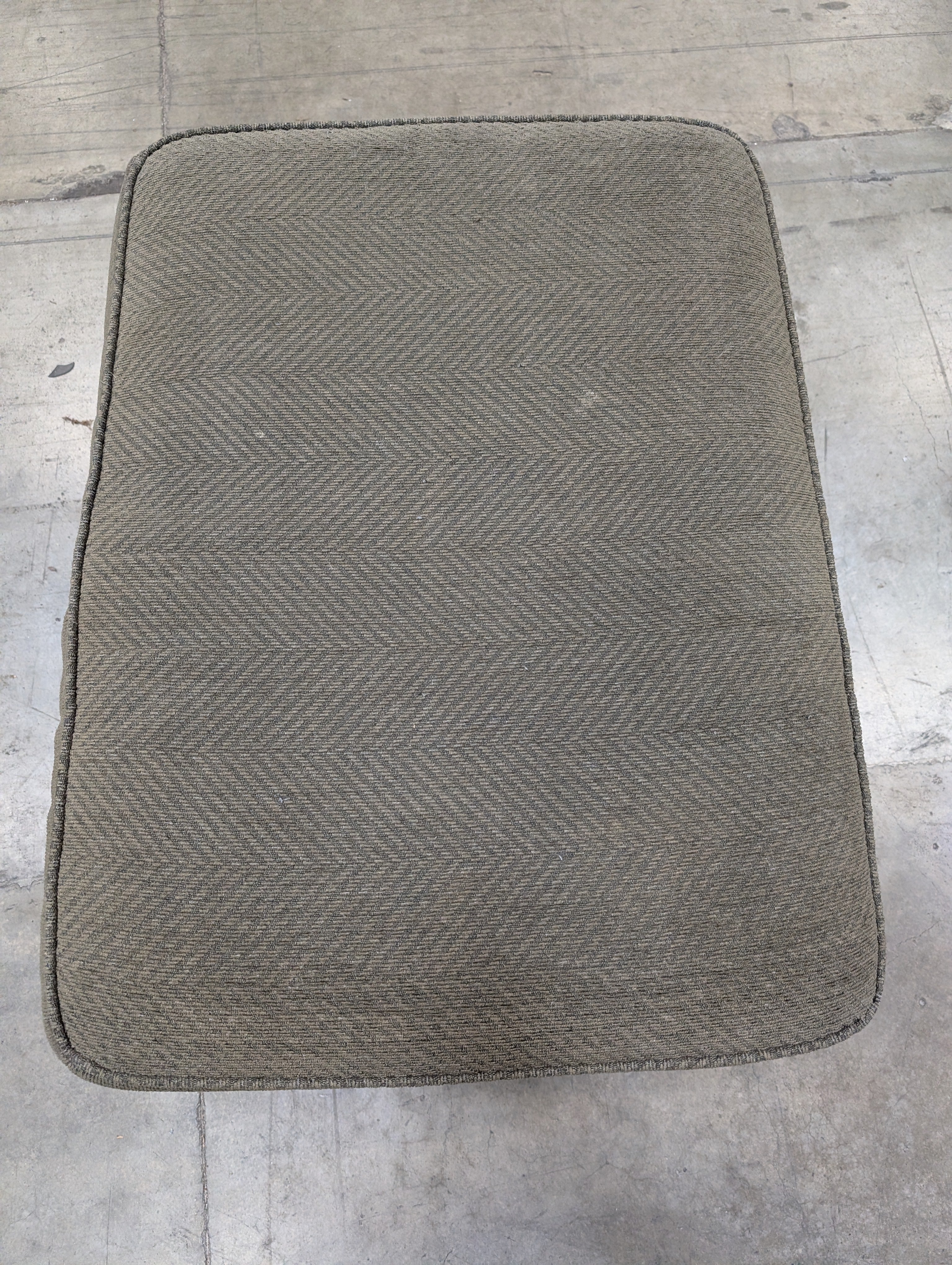 (Can't find)Green Ottoman