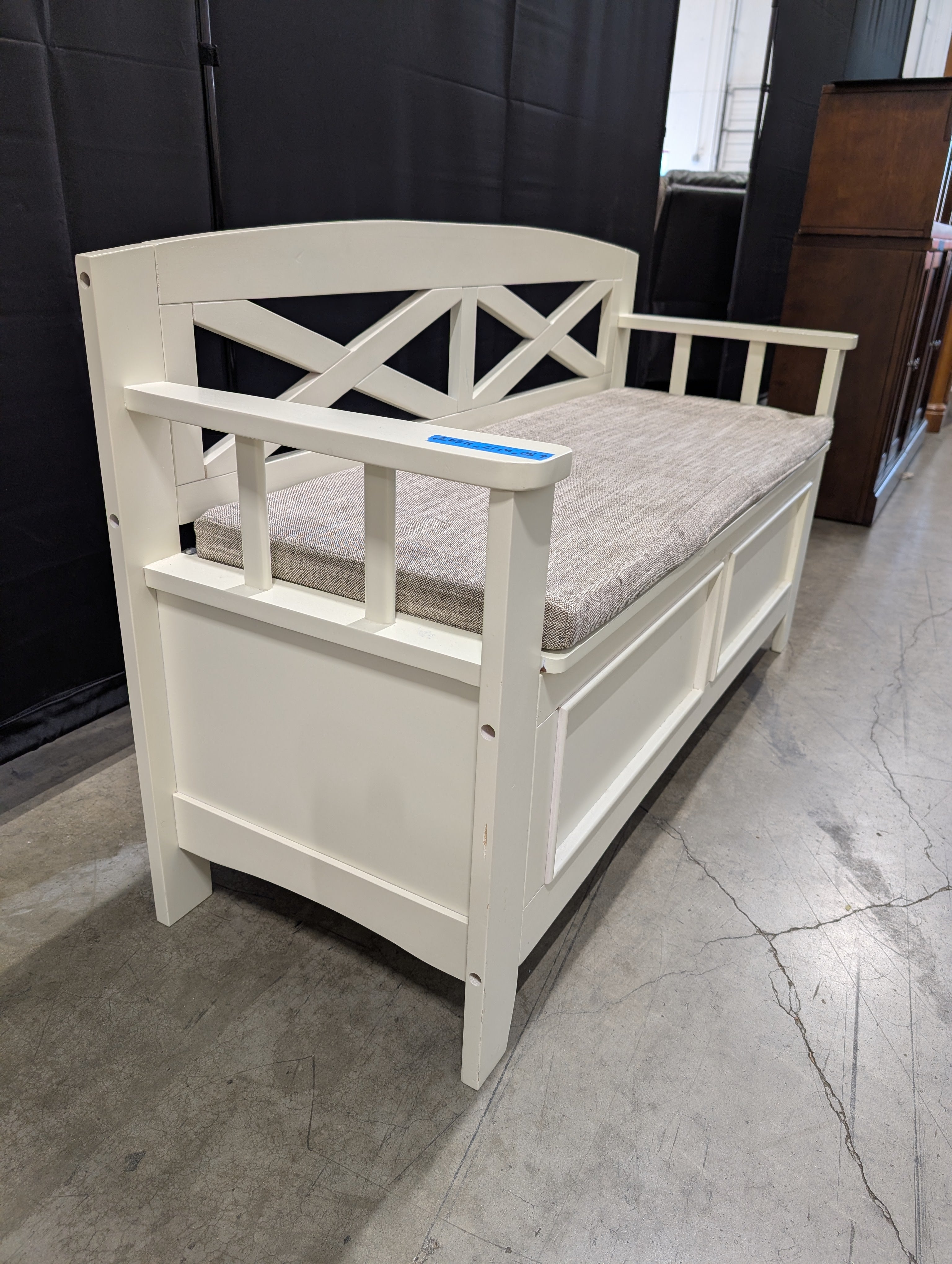 Farmhouse Style Wooden Bench with Criss-Cross Backrest