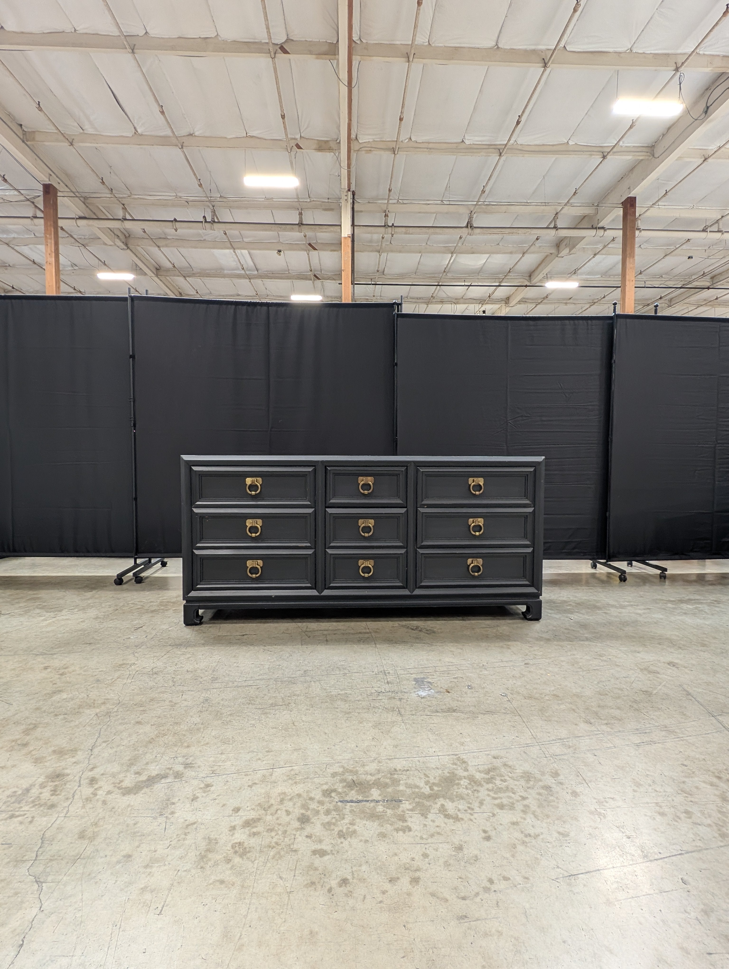 Black Thomasville eight-Drawer Dresser