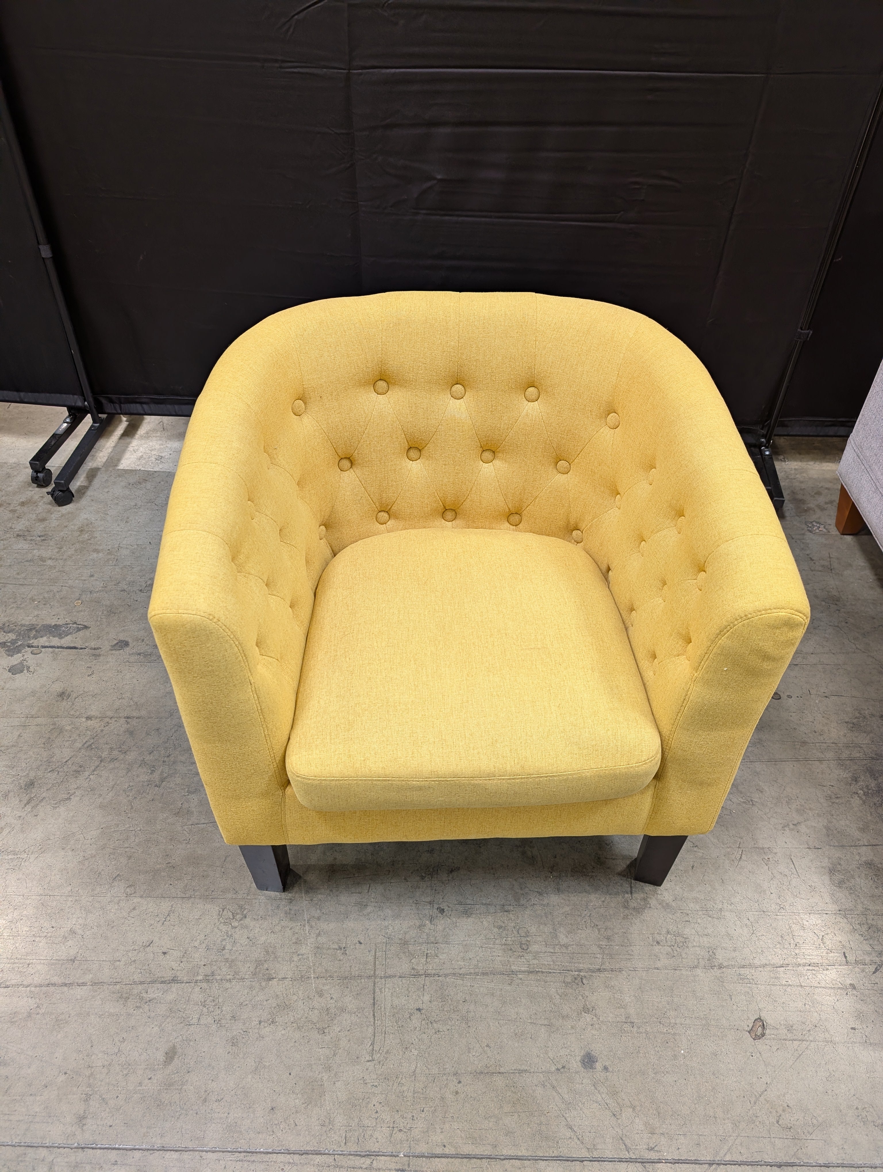 Vibrant Yellow Tufted Upholstered Accent Chair